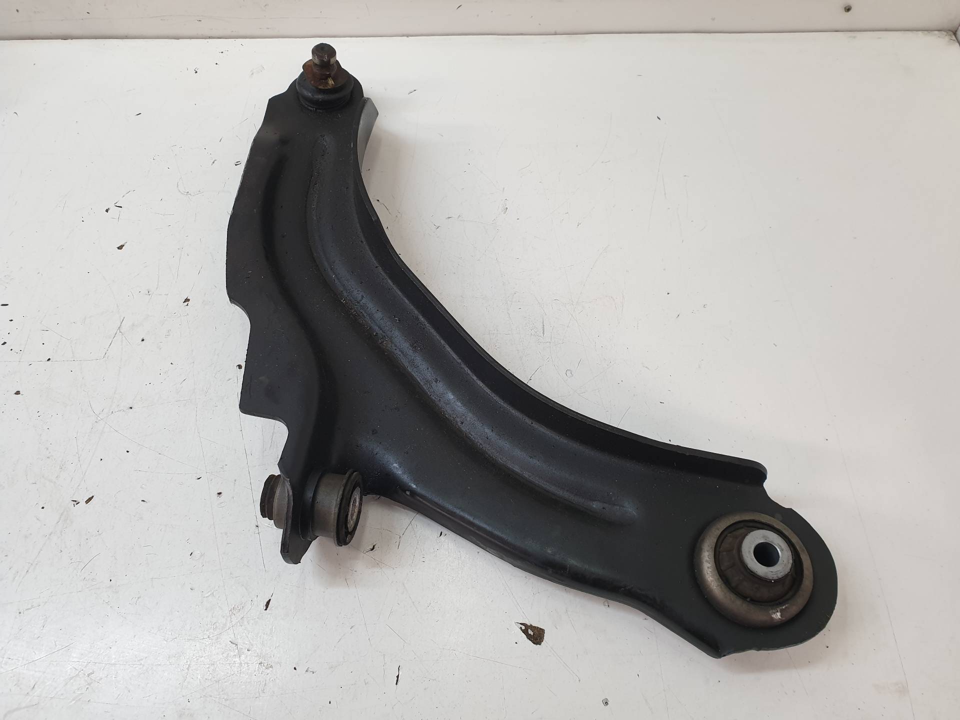 RENAULT Captur 1 generation (2013-2019) Braț de control inferior dreapta față 545049968R 25569893