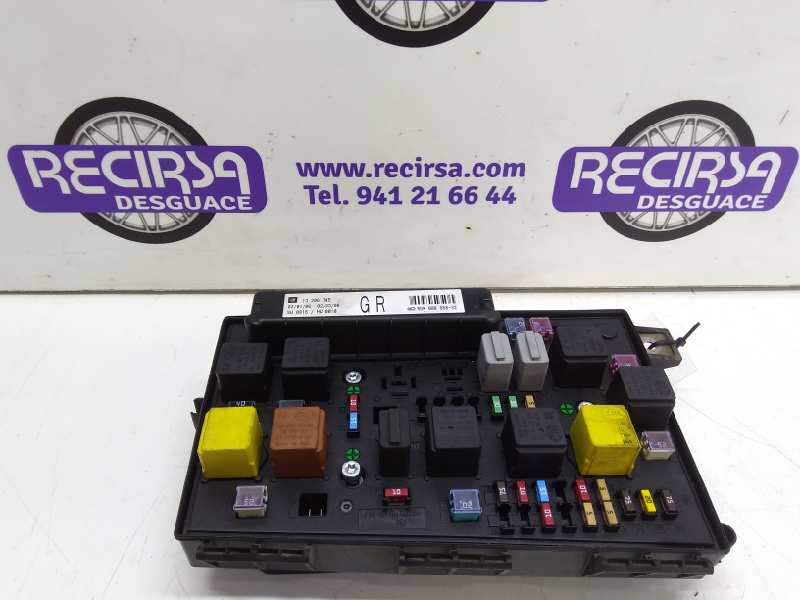 OPEL Astra J (2009-2020) Fuse Box 5DK00866832 24318349