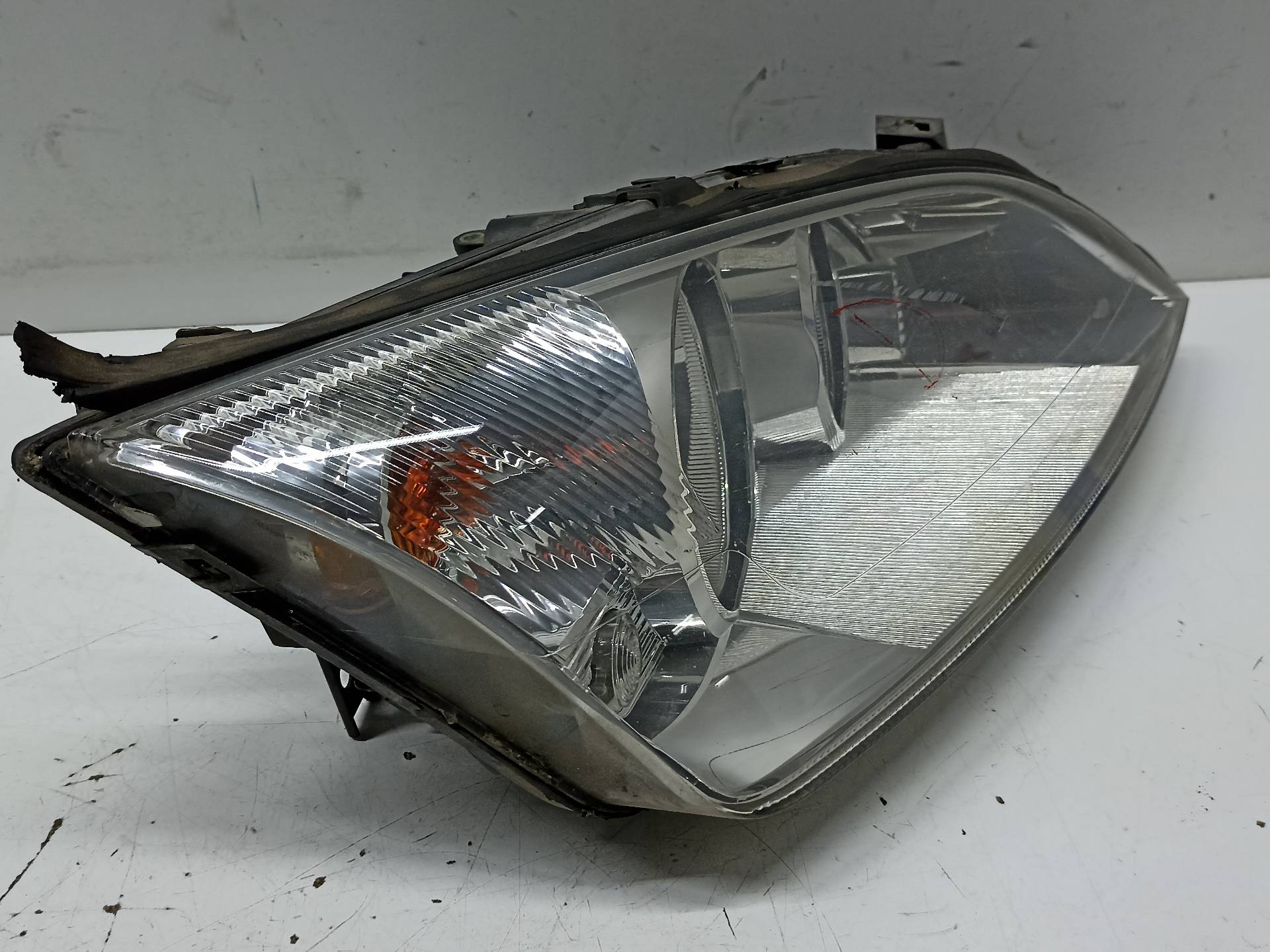 FORD Mondeo 3 generation (2000-2007) Front Right Headlight 1S7113005SE, 29762723067 24313499