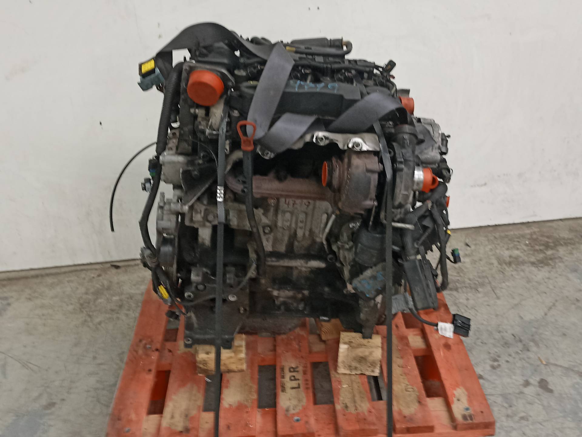 MINI Clubman R55 (2007-2014) Engine 9HZ 24334447