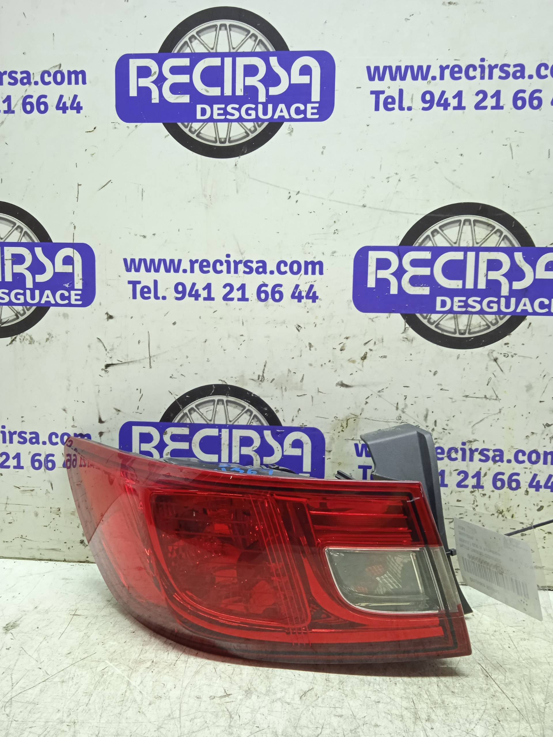 RENAULT Clio 3 generation (2005-2012) Far stânga spate 265554091R 24328069