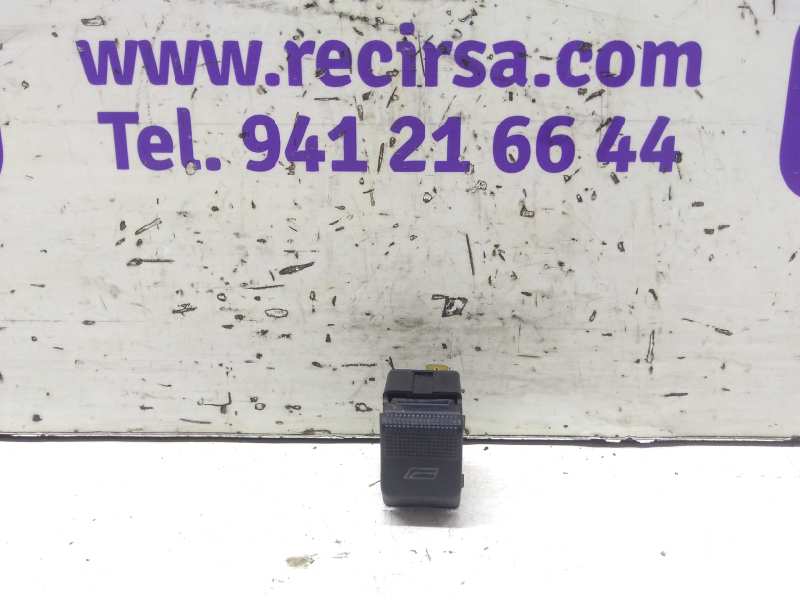 OPEL A4 B5/8D (1994-2001) Commutateur de vitre de porte avant droite 4D0959855 24345556