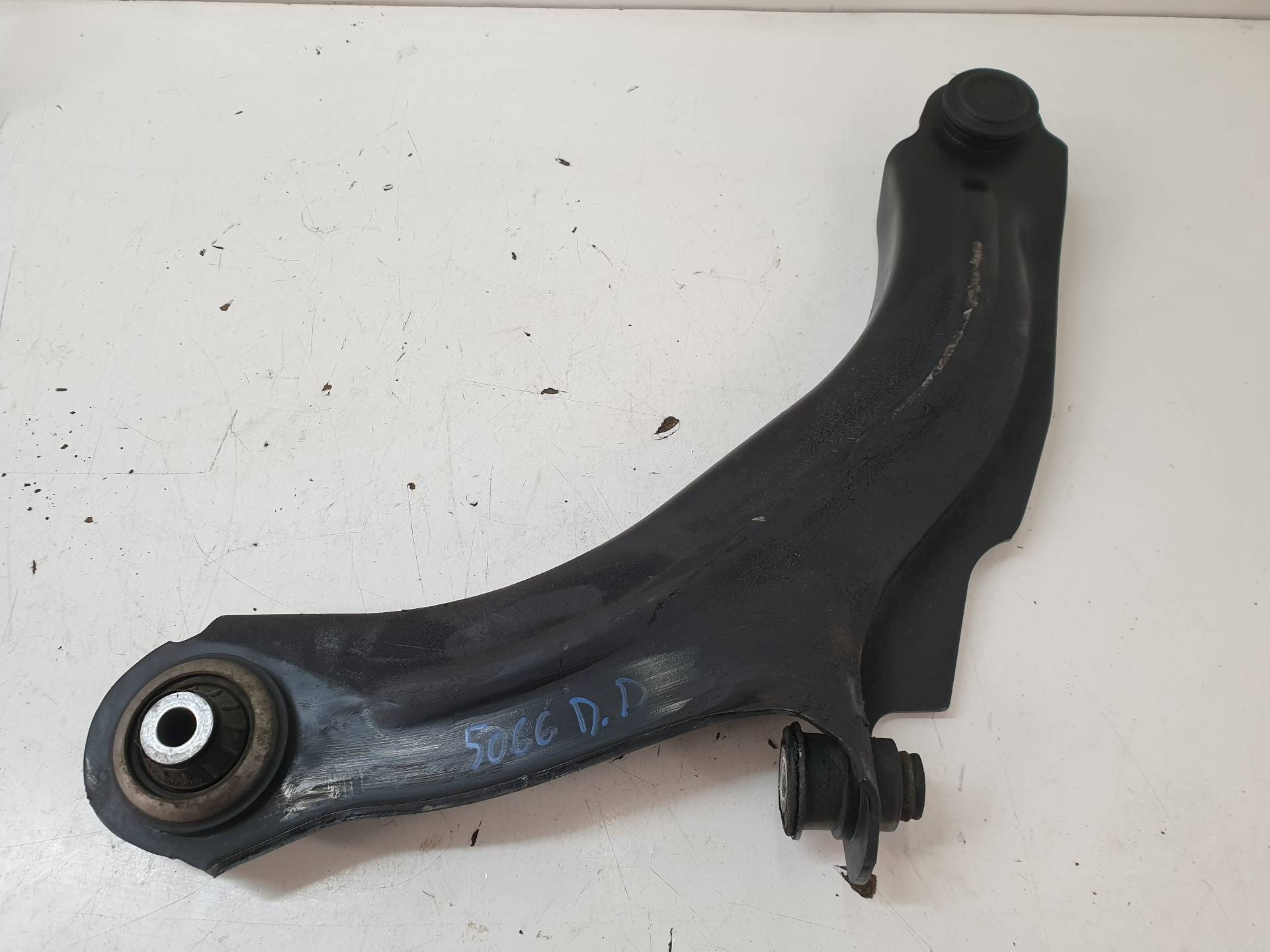 RENAULT Captur 1 generation (2013-2019) Front Right Arm 545049968R 25569893