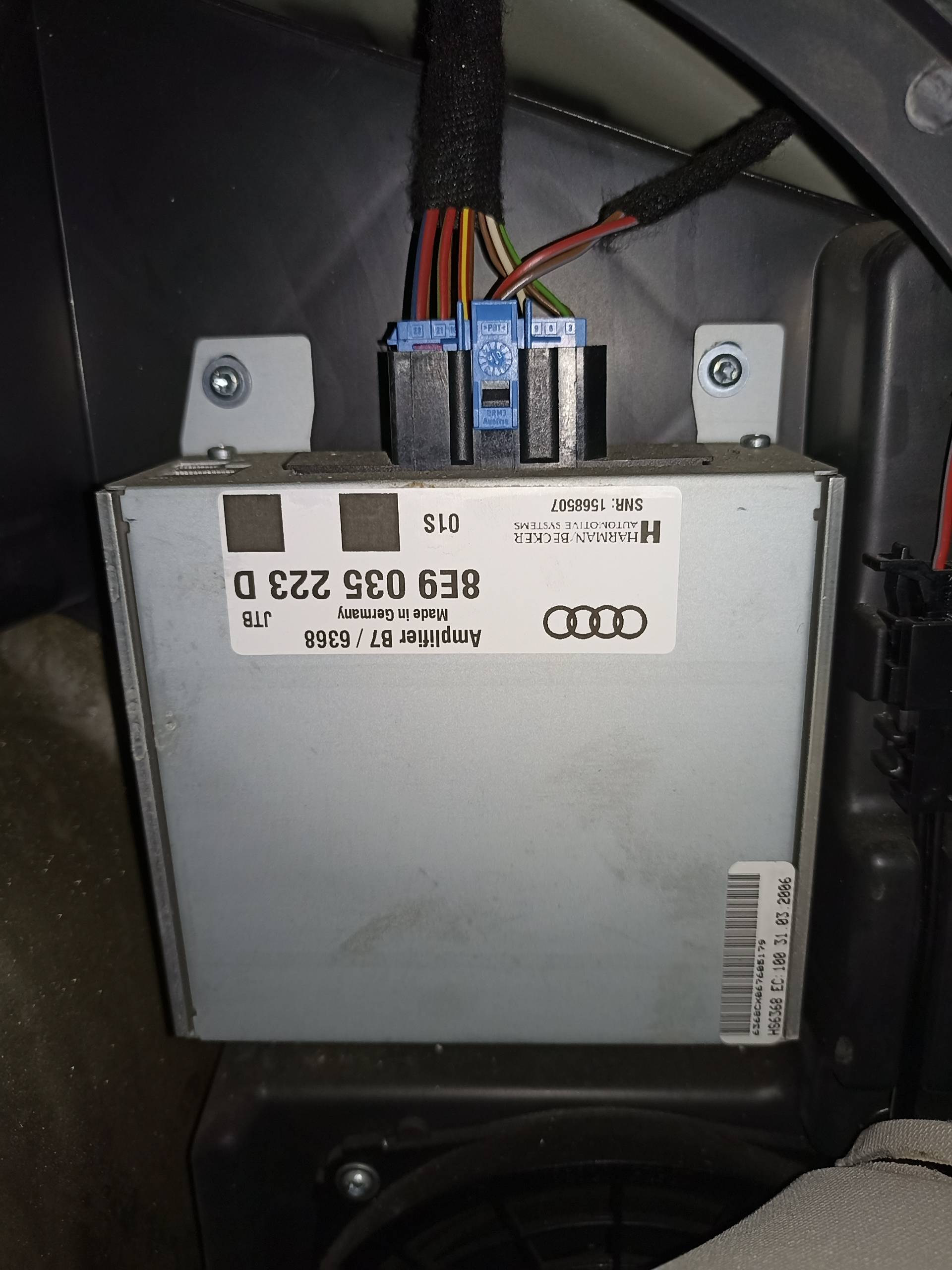 AUDI A4 B7/8E (2004-2008) Other Control Units 8E9035223D 24340325