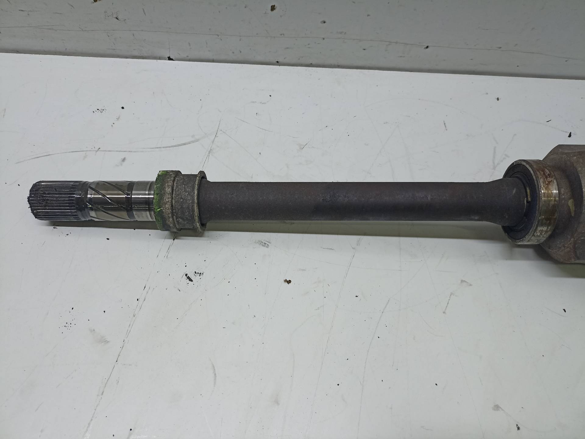 RENAULT Laguna 3 generation (2007-2015) Front Right Driveshaft 8200618168 24339907