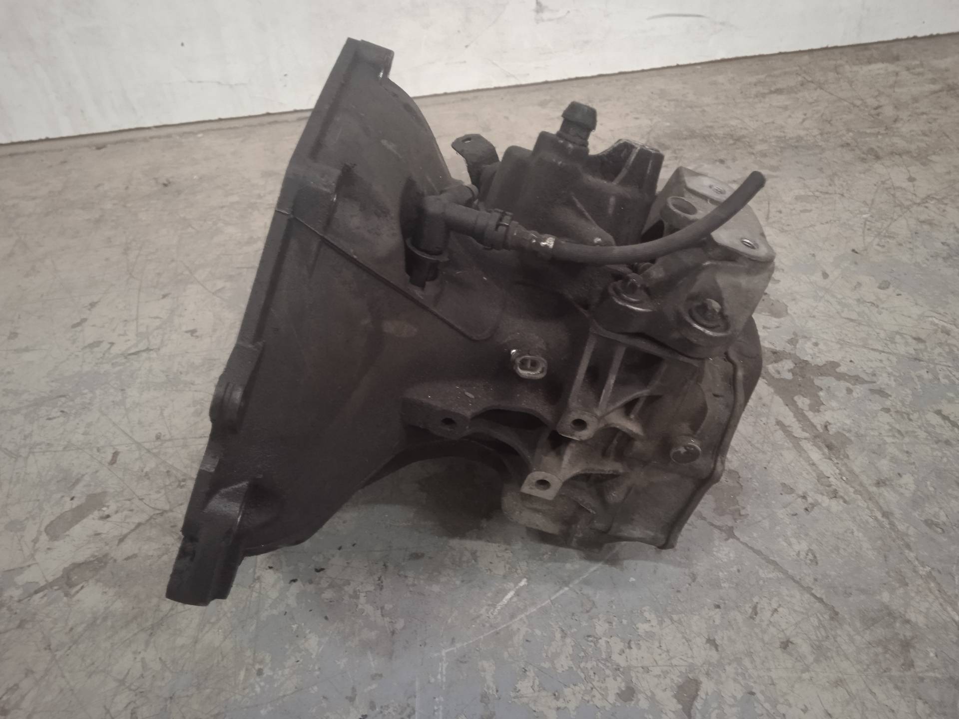 OPEL Tigra 2 generation (2004-2009) Gearbox 90400209 24336009