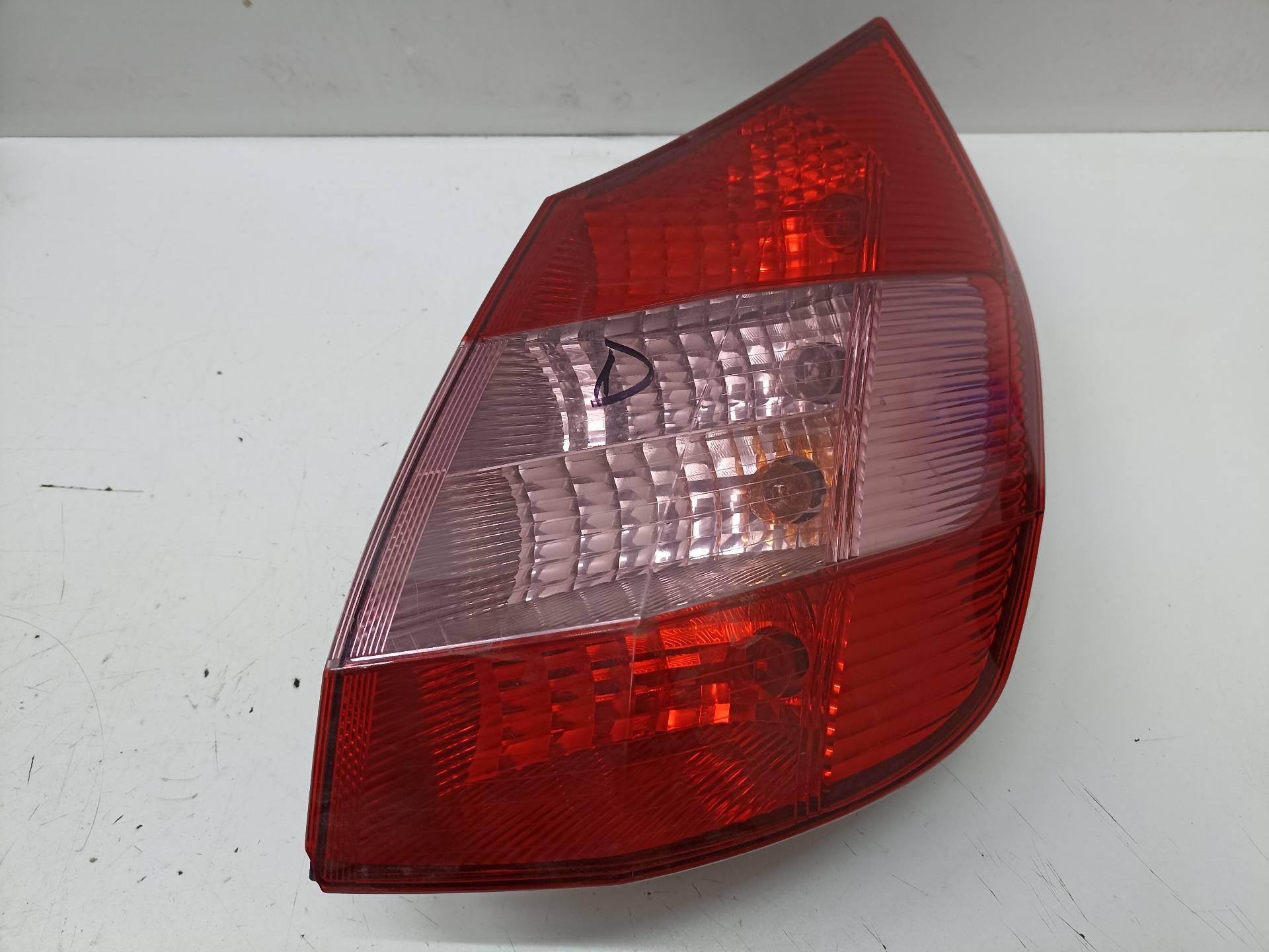 RENAULT Scenic 2 generation (2003-2010) Rear Right Taillight Lamp 8200127702, 34065895593 24315938