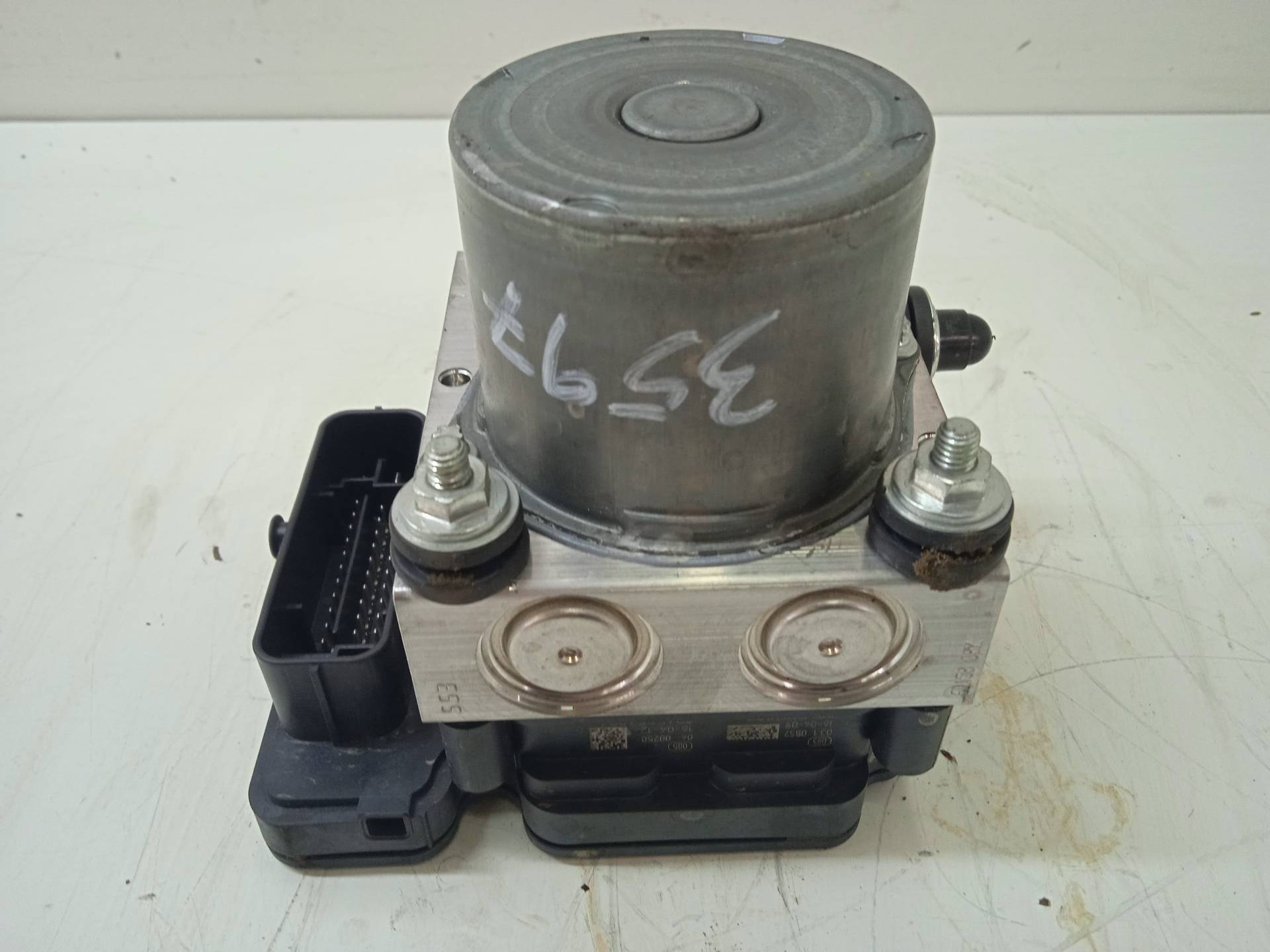 SKODA Fabia 3 generation (2014-2021) ABS Pump 6C0614517K 24317081