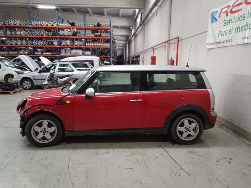 MINI Clubman R55 (2007-2014) Priekinė kairė stebulė 31216779795 24327869