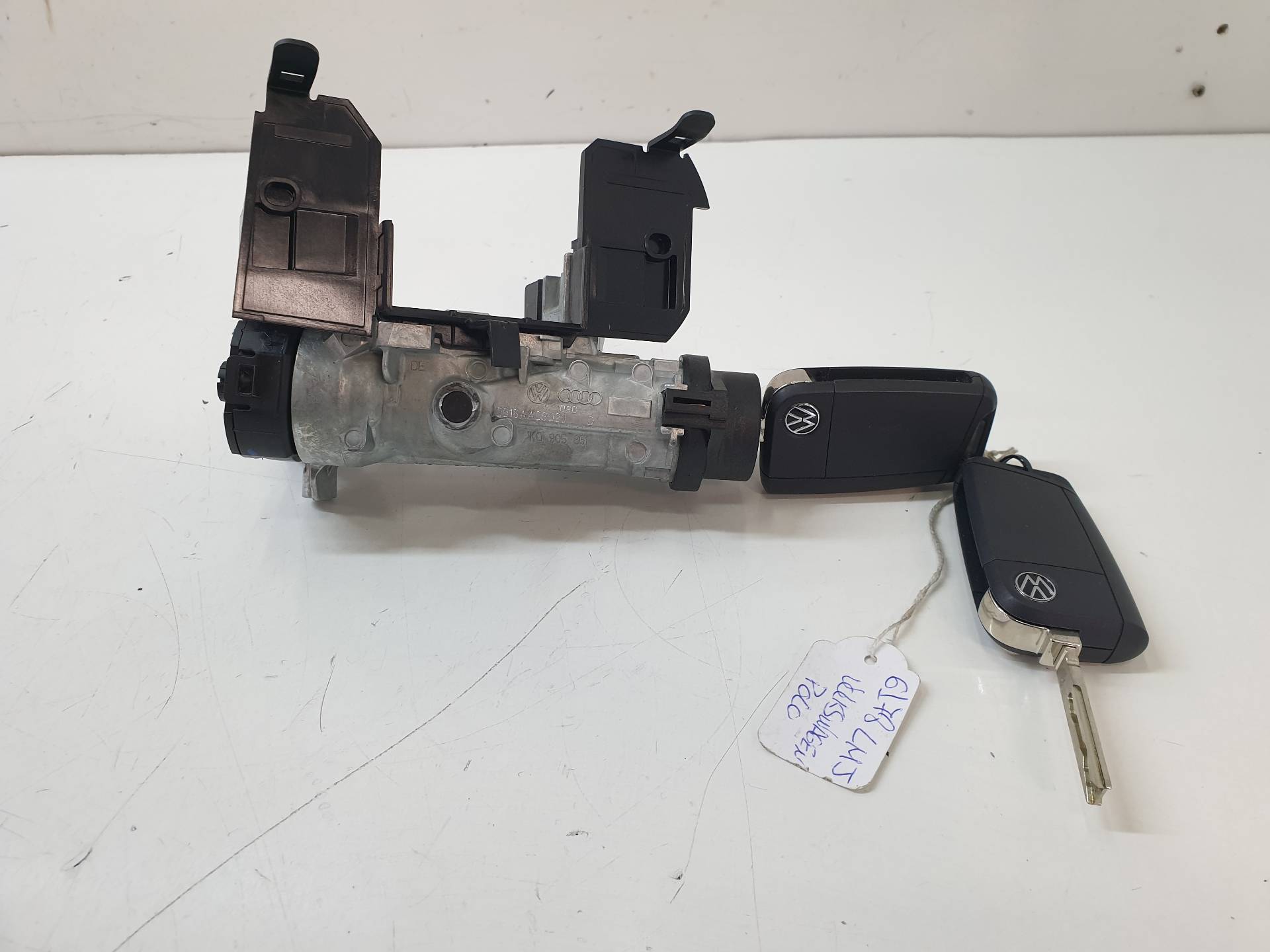 VOLKSWAGEN Polo 6 generation (2017-2024) Ignition Lock 1K0905851 25568152