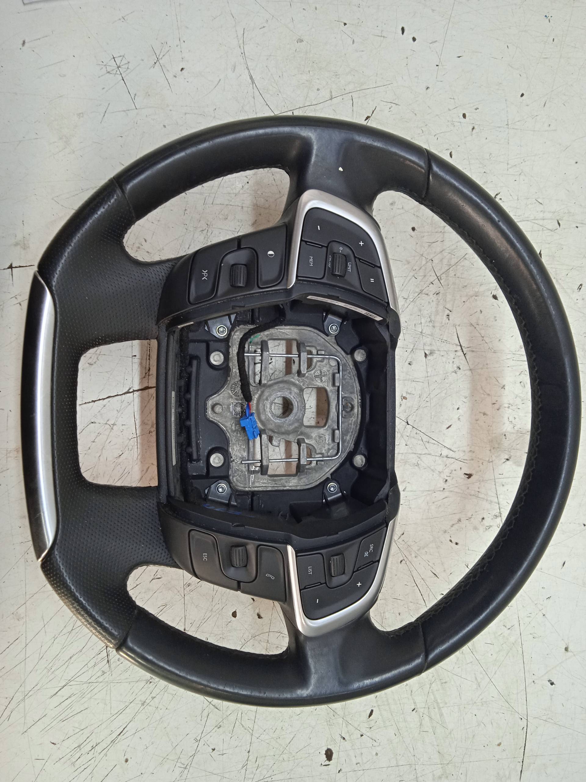 CITROËN DS4 1 generation (2010-2016) Steering Wheel 96754519ZD 24333064