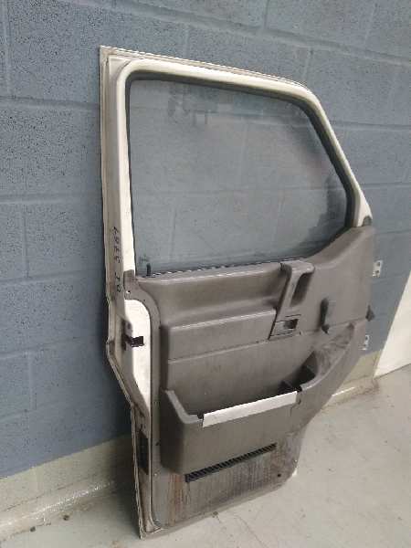 VOLKSWAGEN Transporter T4 (1990-2003) Front Left Door 24318863