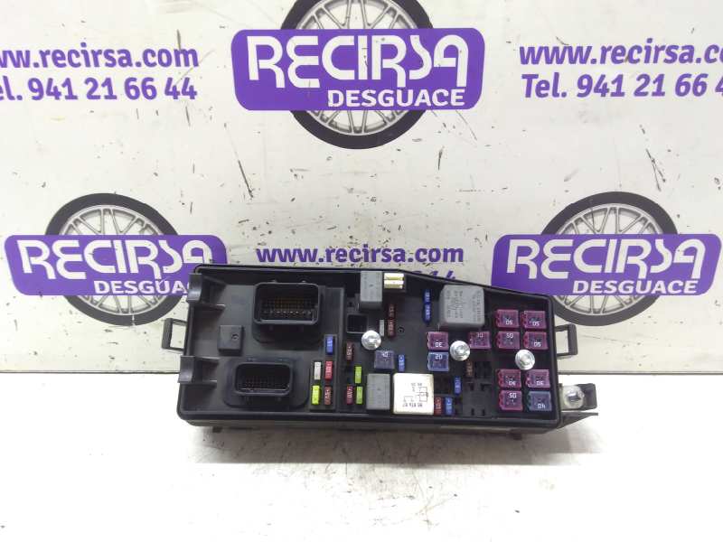 KIA Carnival 2 generation (2006-2010) Säkringsbox 919504D050 24344388