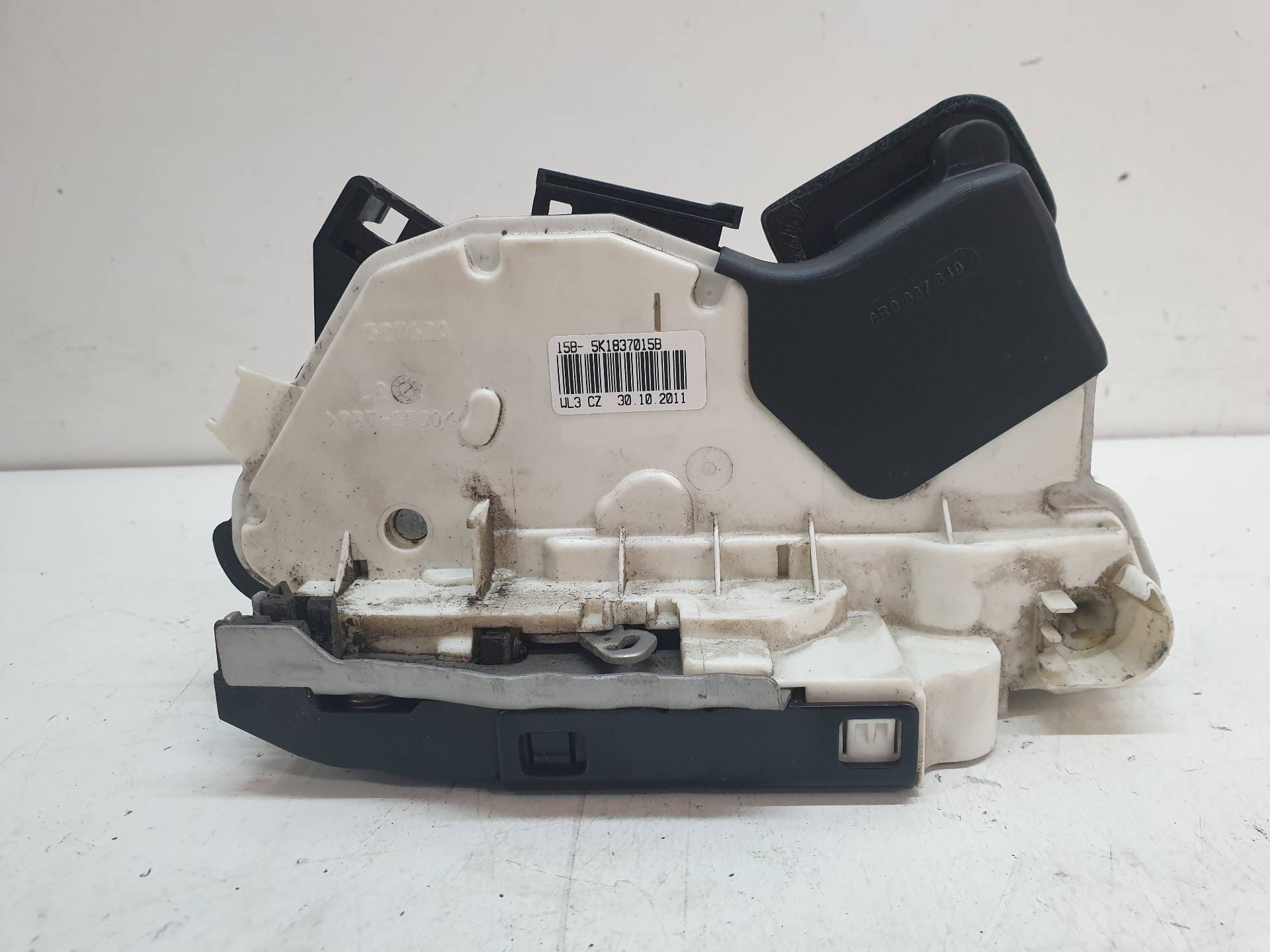 VOLKSWAGEN Polo 5 generation (2009-2017) Front Left Door Lock 5K1837015B 26242478