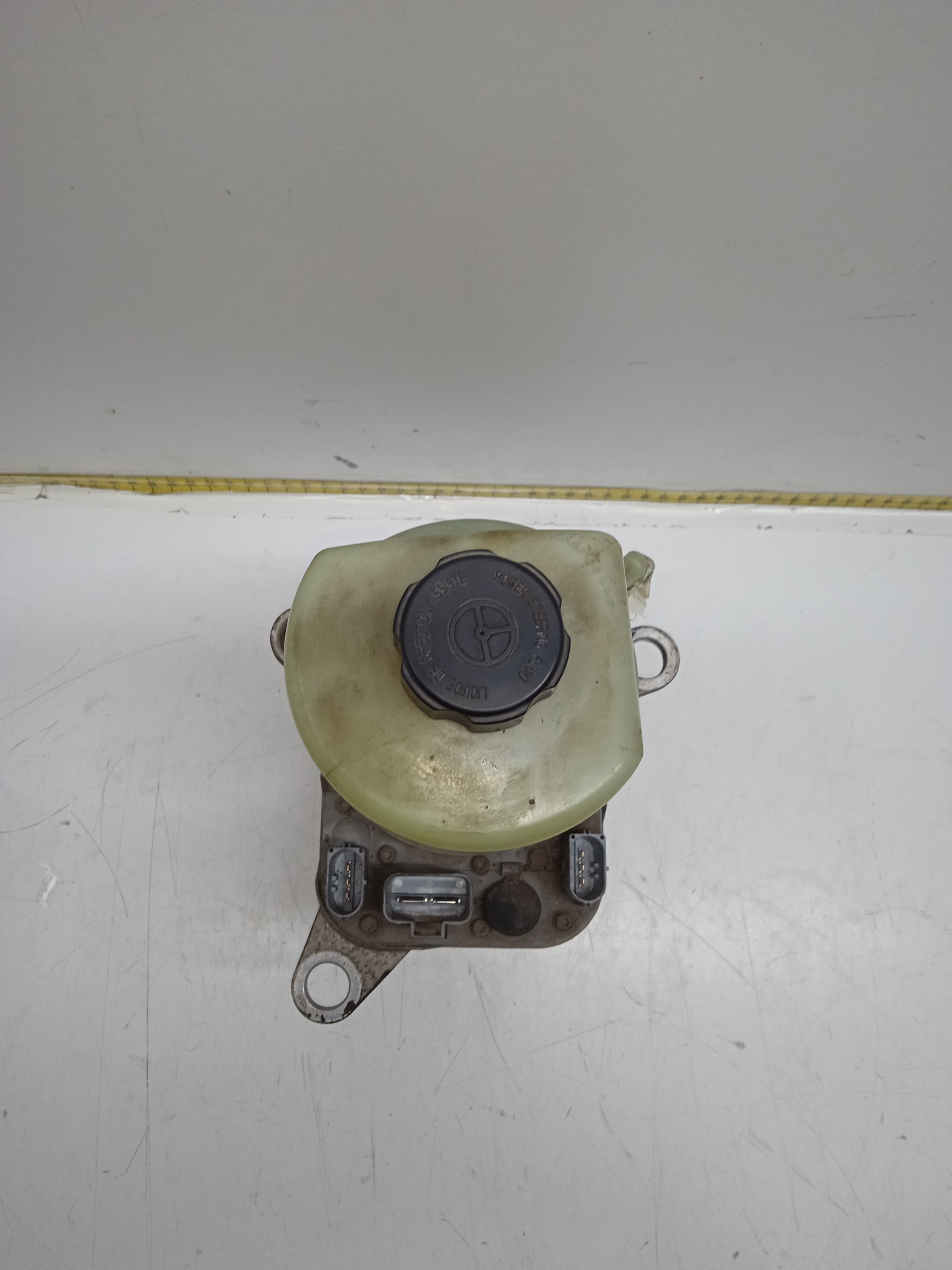 FORD C-Max 1 generation (2003-2010) Power Steering Pump 4M513K514AD, 350427833111, 111 24316349