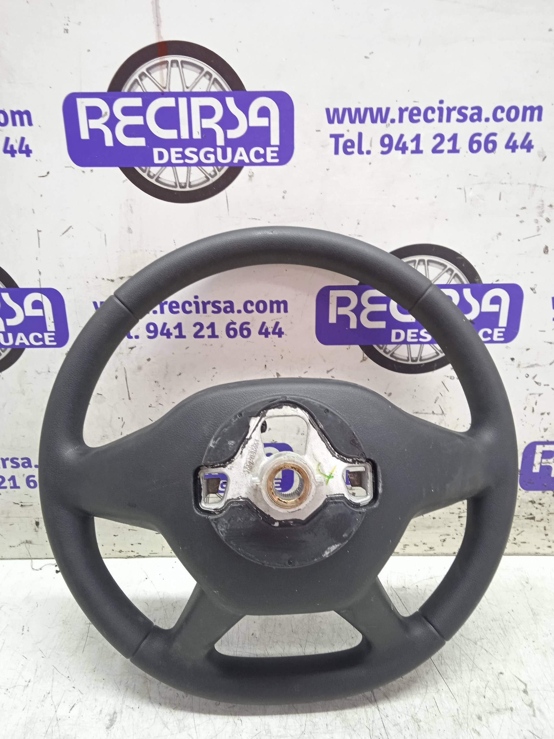 DACIA Duster 1 generation (2010-2017) Steering Wheel 484001085R 24327376
