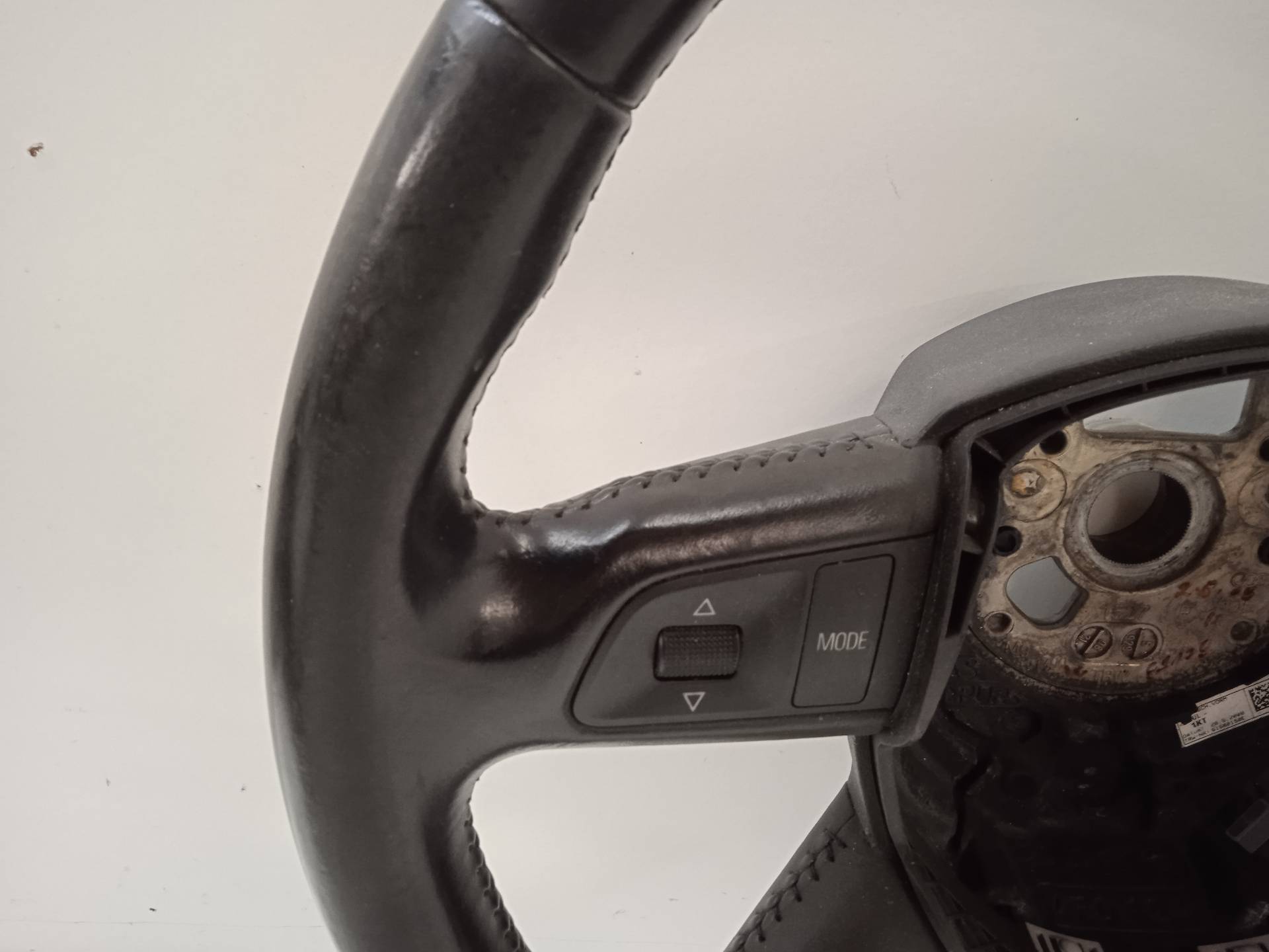 AUDI Q7 4L (2005-2015) Steering Wheel 4F0419091DB 24337015