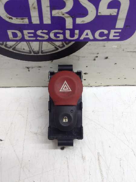 RENAULT Kangoo 2 generation (2007-2021) Hazard button E31606 24326847