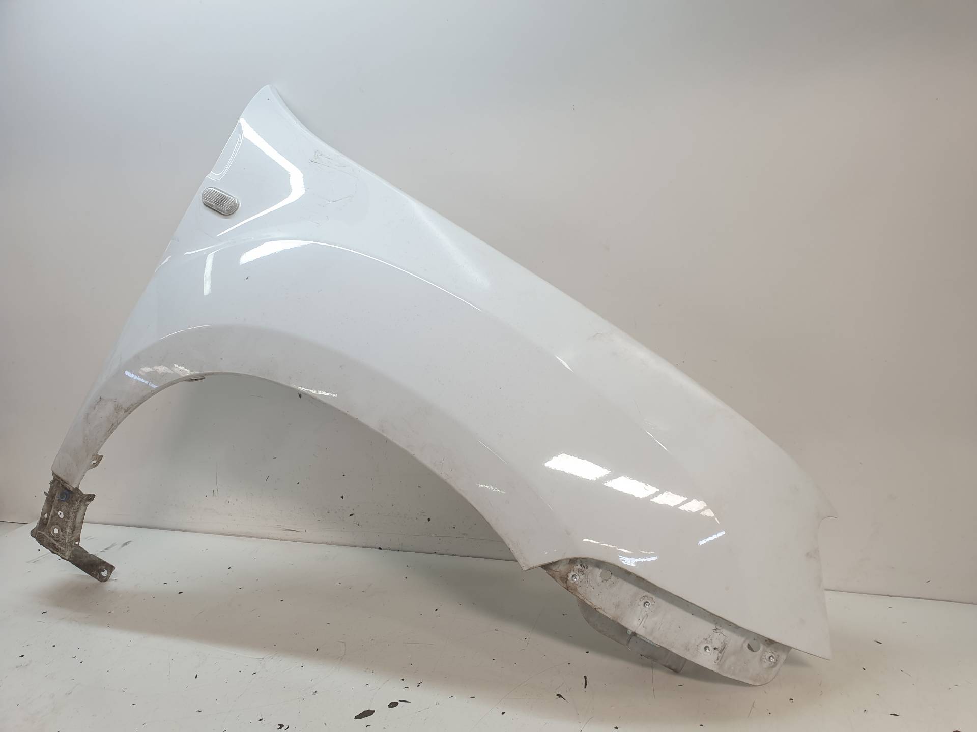 DACIA Lodgy 1 generation (2013-2024) Front Right Fender 631005908R 25435365