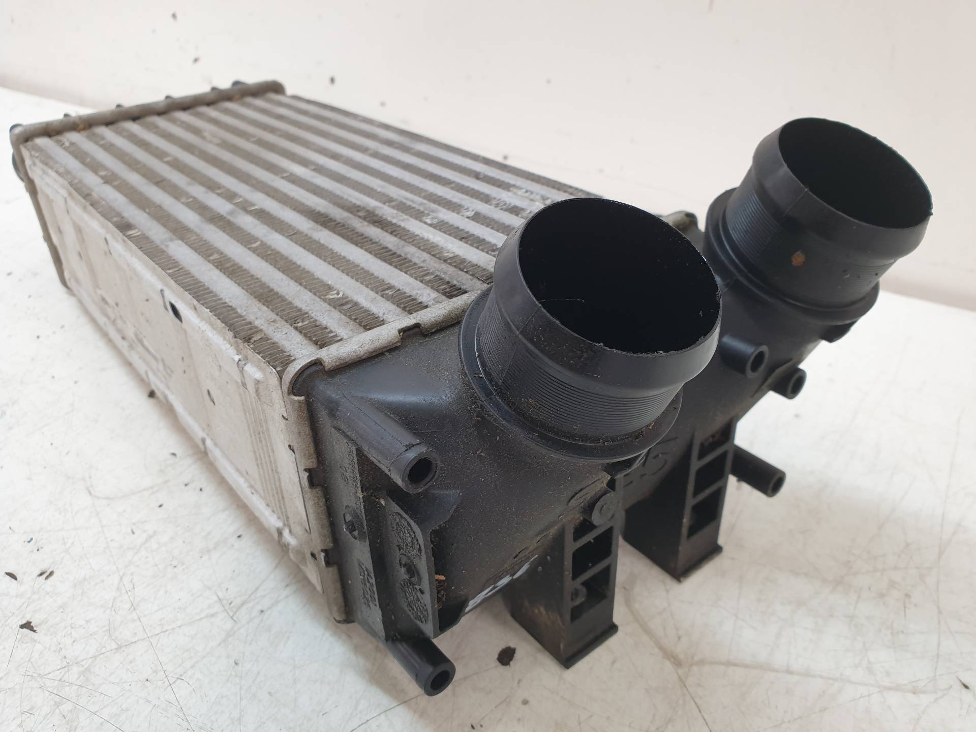 PEUGEOT 3008 1 generation (2010-2016) Starpdzesētāja/interkūlera radiators 9684212480 24338191