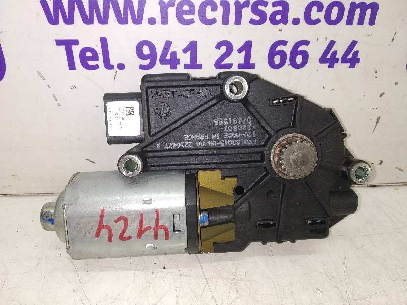 FIAT 500 2 generation (2008-2024) Sunroof Control Module 07481558 24323584