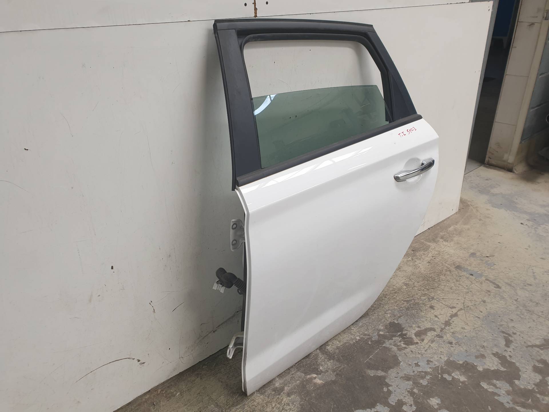 HYUNDAI i30 PD ( 3 generation) (2017-2024) Rear Left Door 77003G4000 25570484