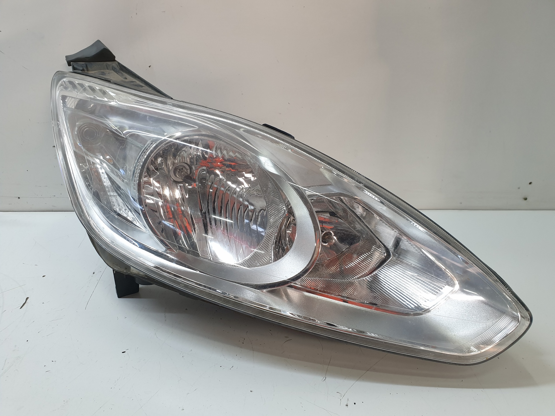 FORD C-Max 2 generation (2010-2019) Front Right Headlight AM5113W029 24338646