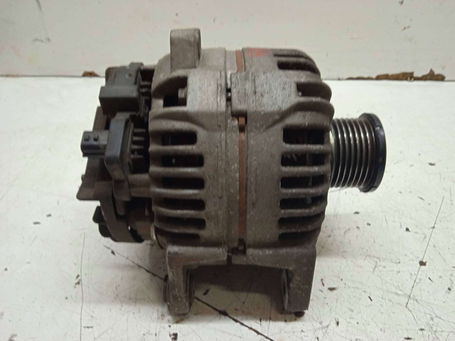 RENAULT Scenic 2 generation (2003-2010) Alternator 0124425018 24334543