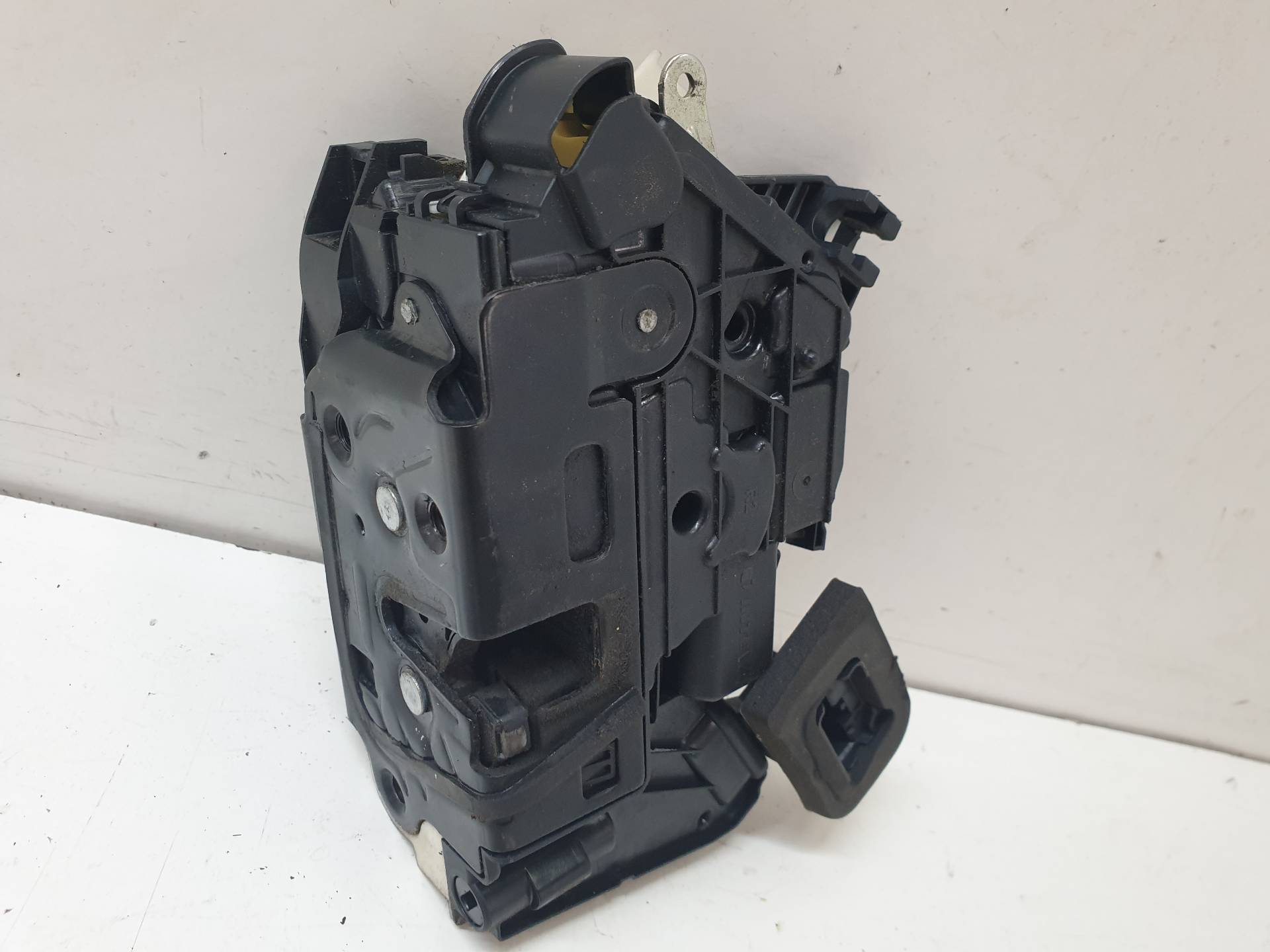 VOLKSWAGEN Jetta 6 generation (2010-2018) Front Right Door Lock 5K1837016E 24338259