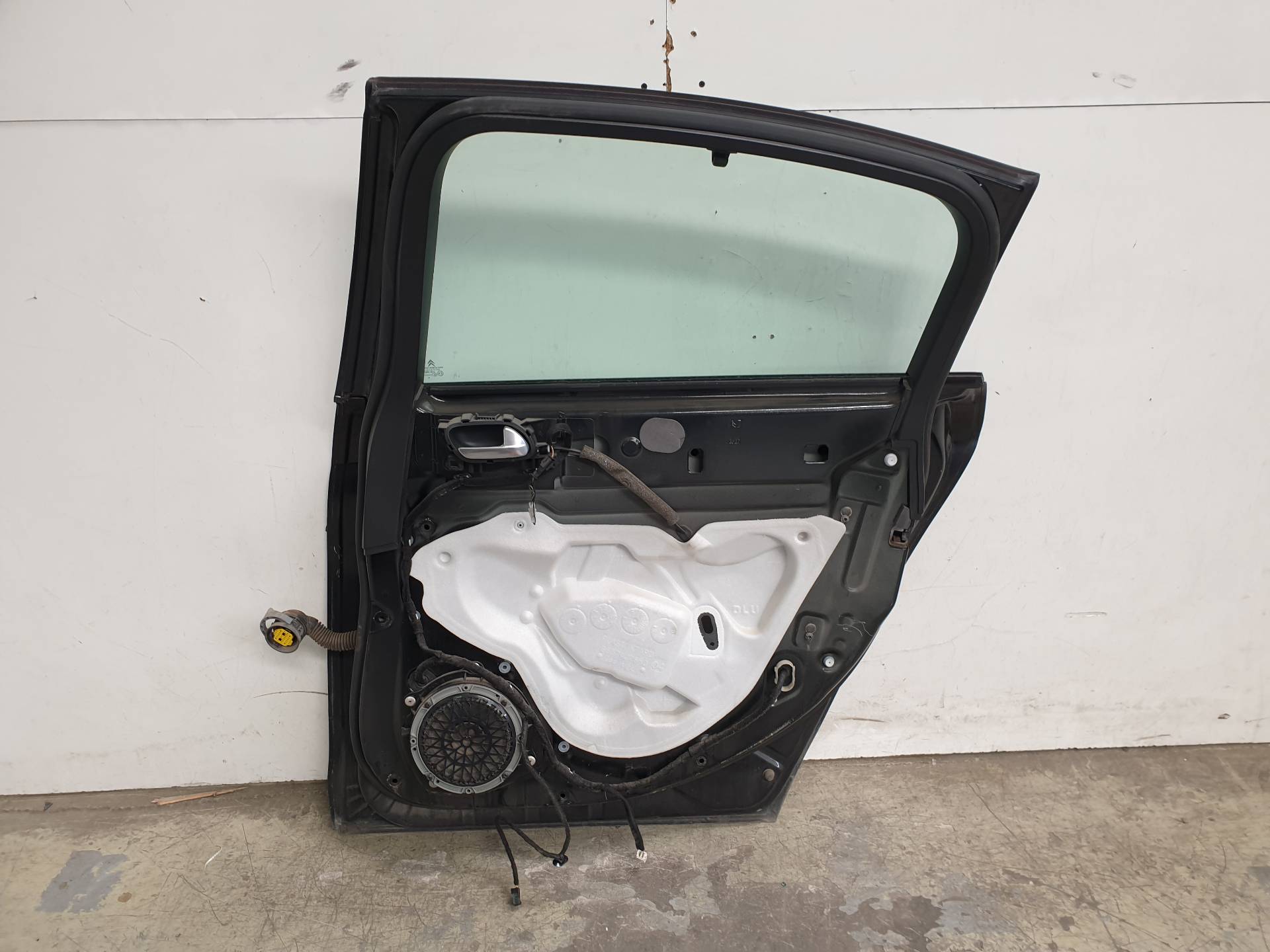 CITROËN C5 2 generation (2008-2017) Rear Right Door 9008R8 25569885