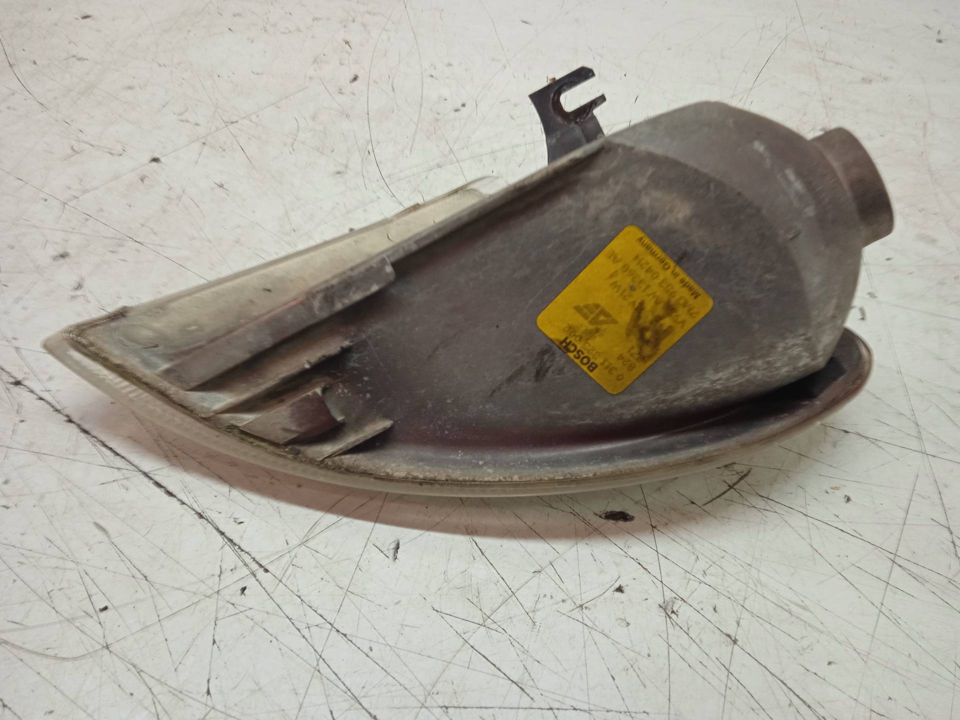 PEUGEOT 406 1 generation (1995-2004) Front Right Fender Turn Signal 0311325002 24330729