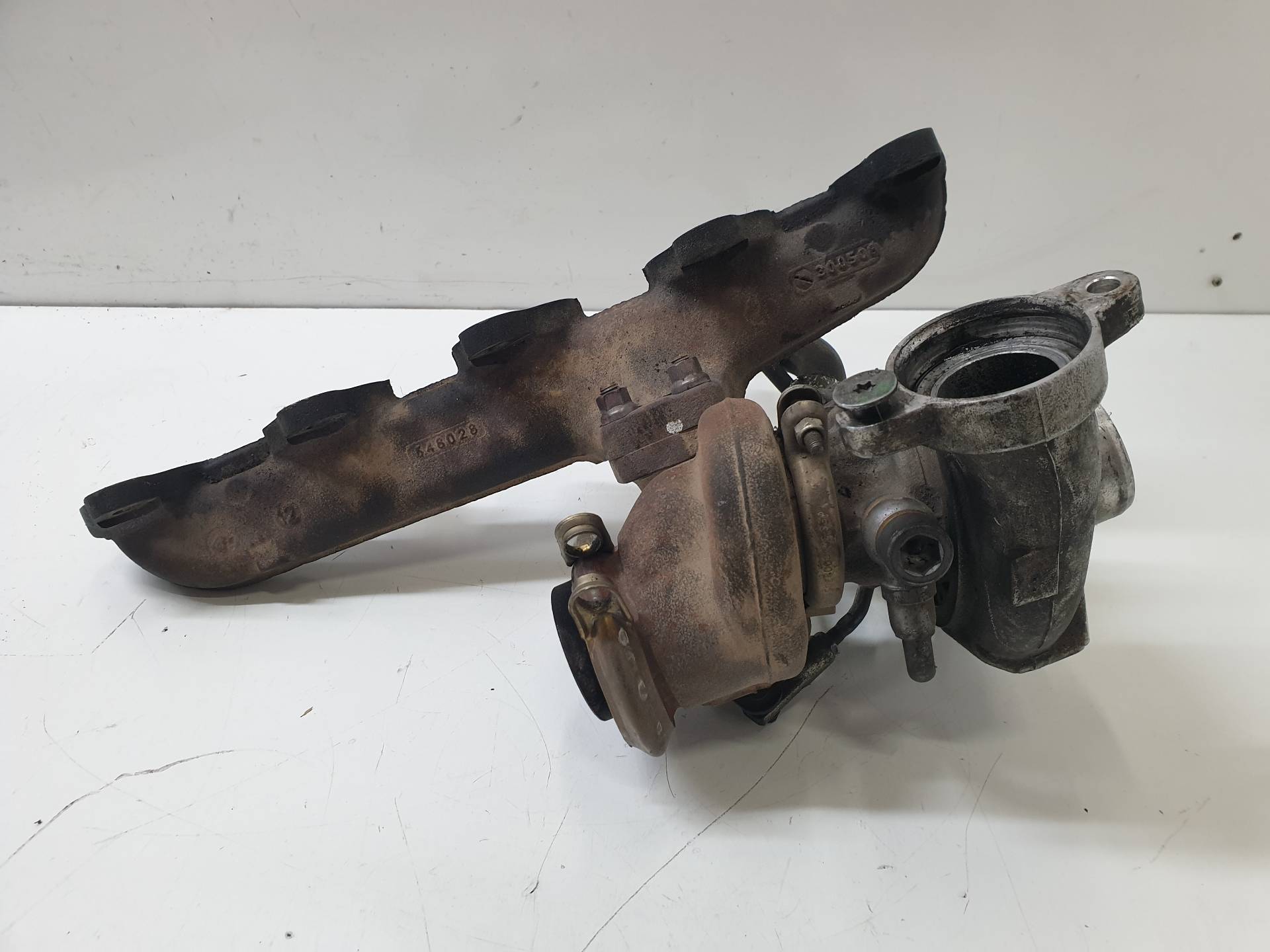 PEUGEOT 3008 1 generation (2010-2016) Turbolader 9685293080 25568085