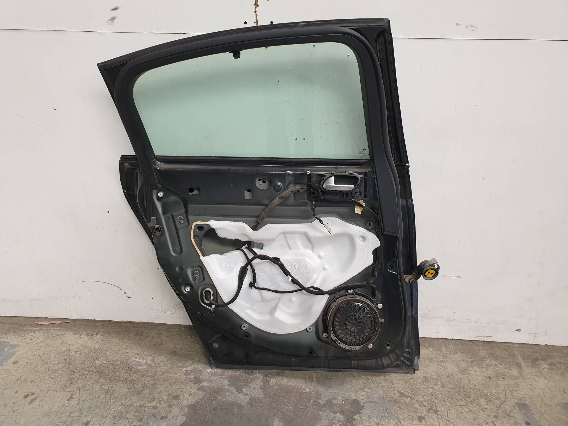 CITROËN C5 2 generation (2008-2017) Rear Left Door 9006L4 25569937