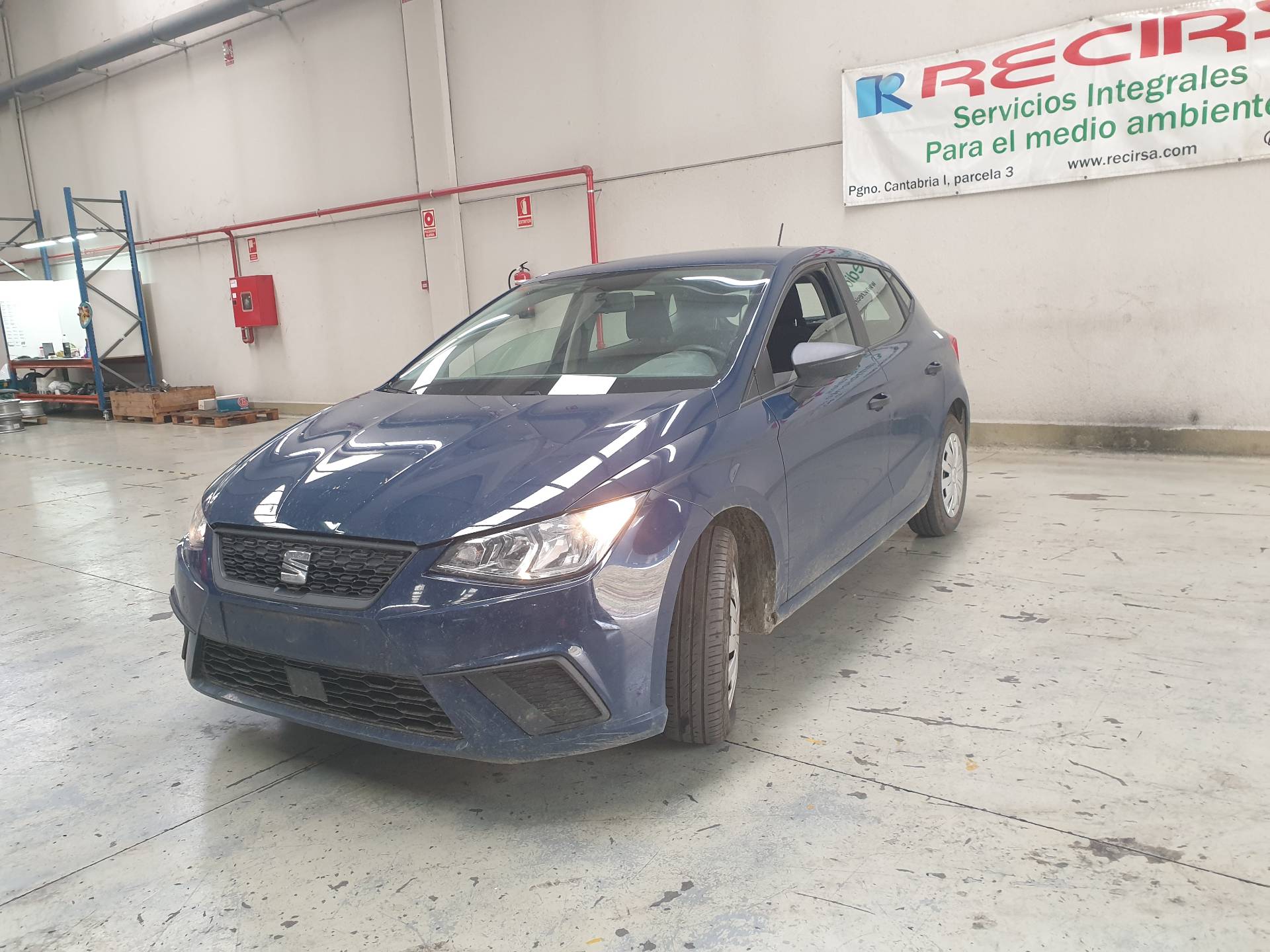 SEAT Arona 1 generation (2017-2024) Serrure de porte arrière droite 5TA839016E 25570600