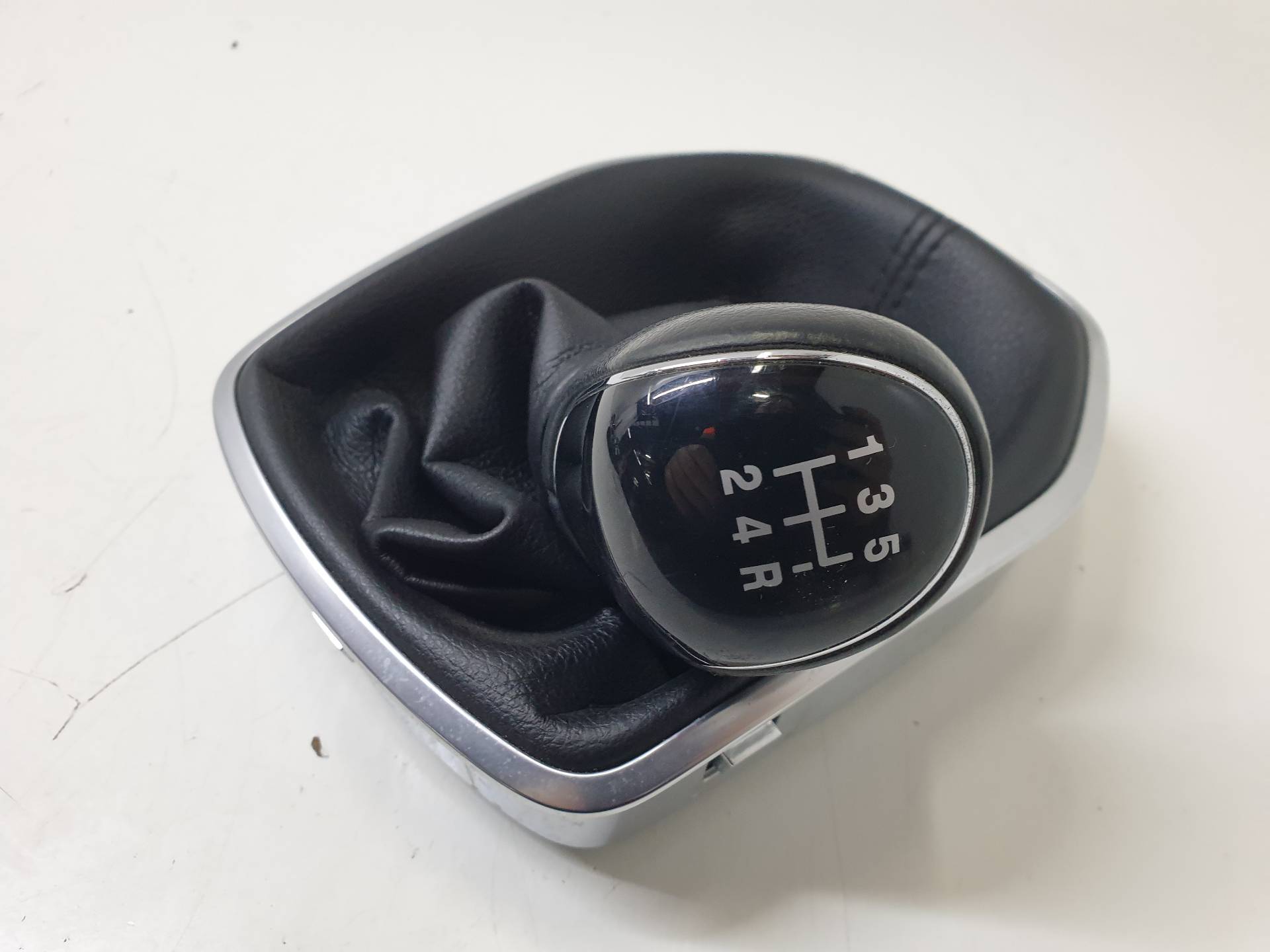 FORD B-MAX 1 generation (2012-2018) Gear Shifting Knob AV11R044H83BD 24339345