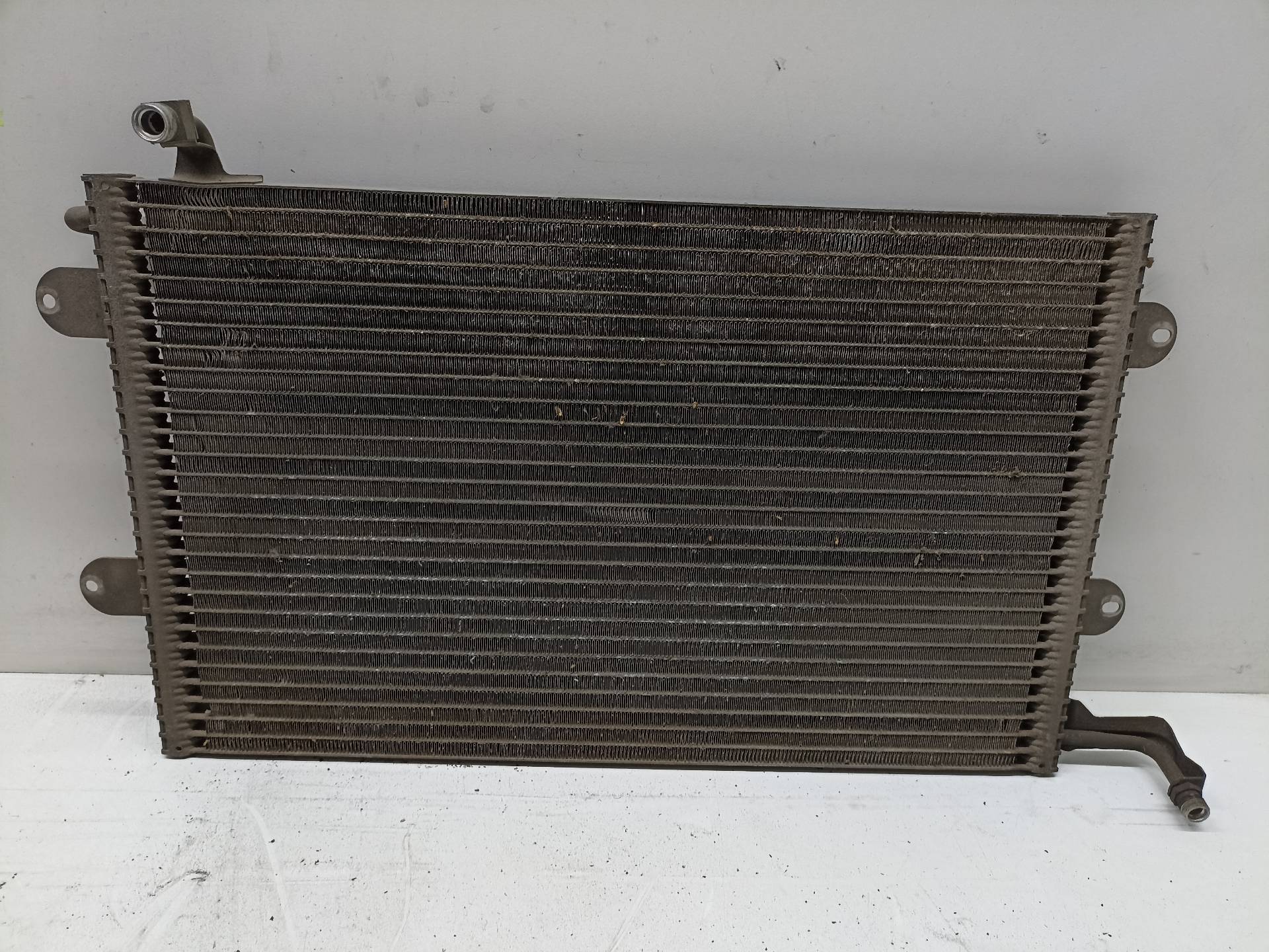 VOLKSWAGEN Golf 3 generation (1991-1998) Radiateur de climatisation 1H0820413 24310040