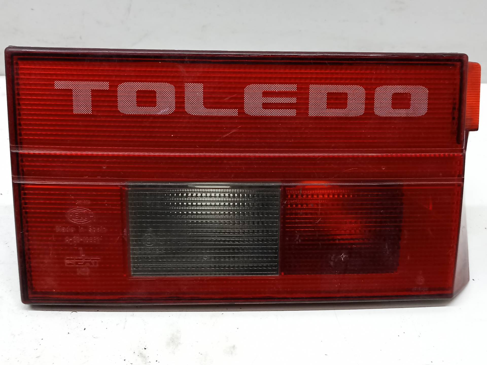 SEAT Toledo 1 generation (1991-1999) Galinis kairys žibintas 1L0945093D 24332623