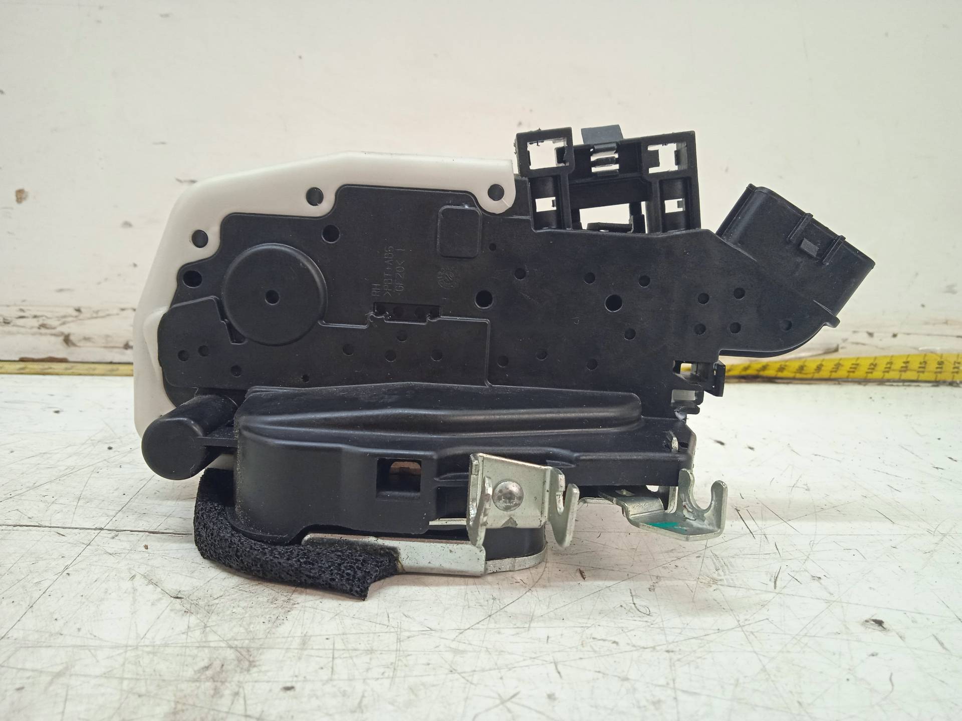 NISSAN Micra K13 (2010-2016) Замок задней правой двери T7214510 24332690