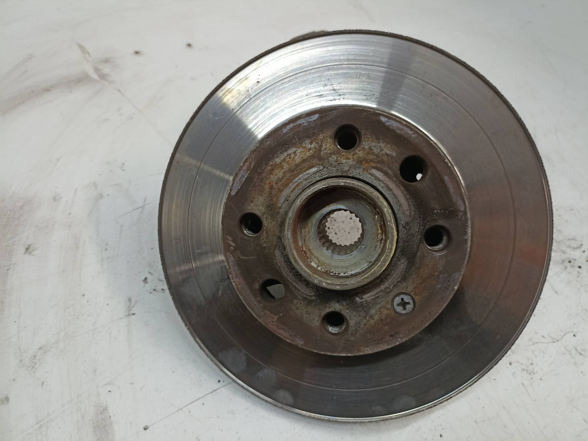 PEUGEOT Tigra 1 generation (1994-2000) Front Left Wheel Hub 233653463114,114 24311012