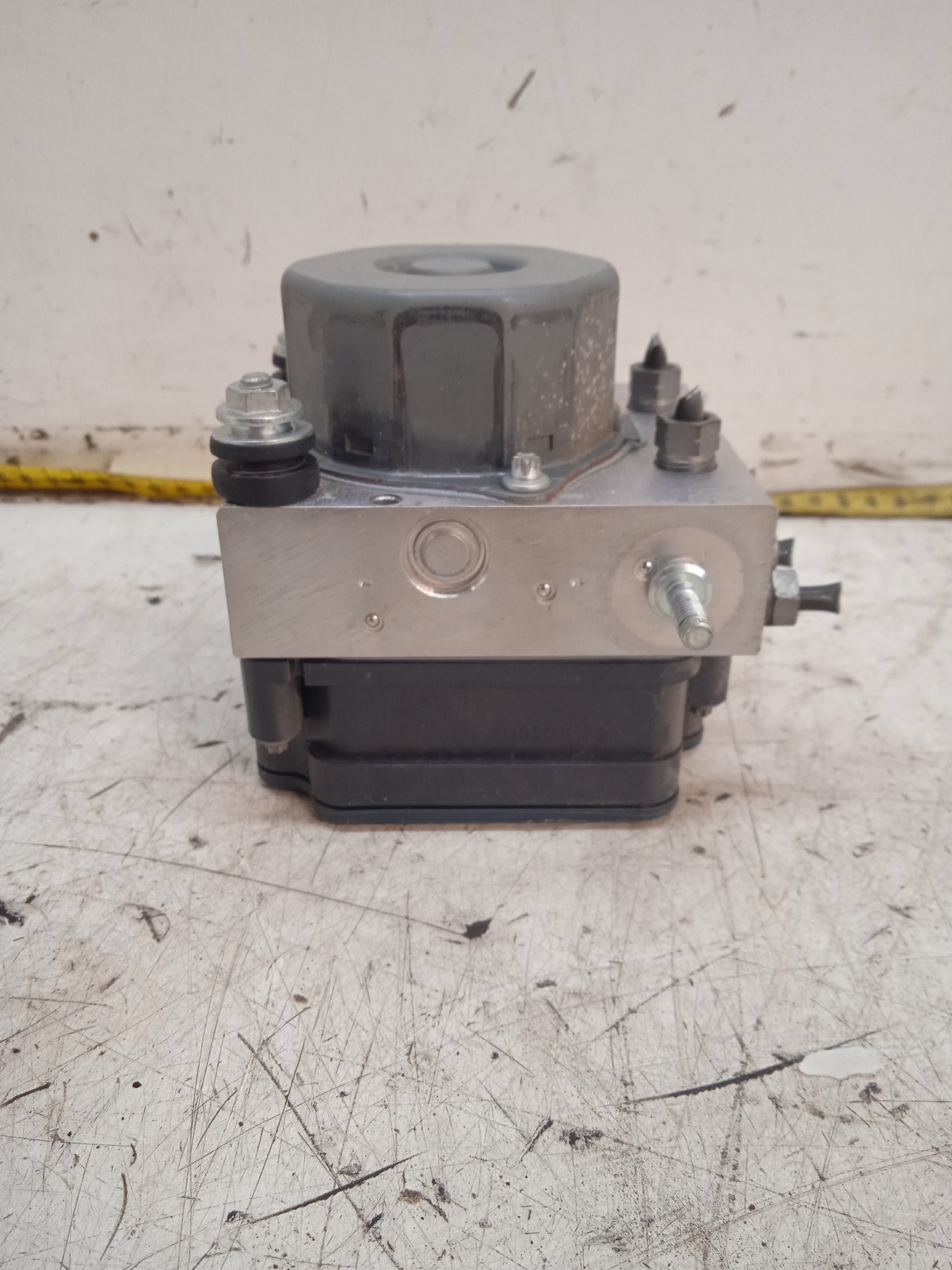 RENAULT Clio 4 generation (2012-2020) ABS Pump 476605492RA 24333377