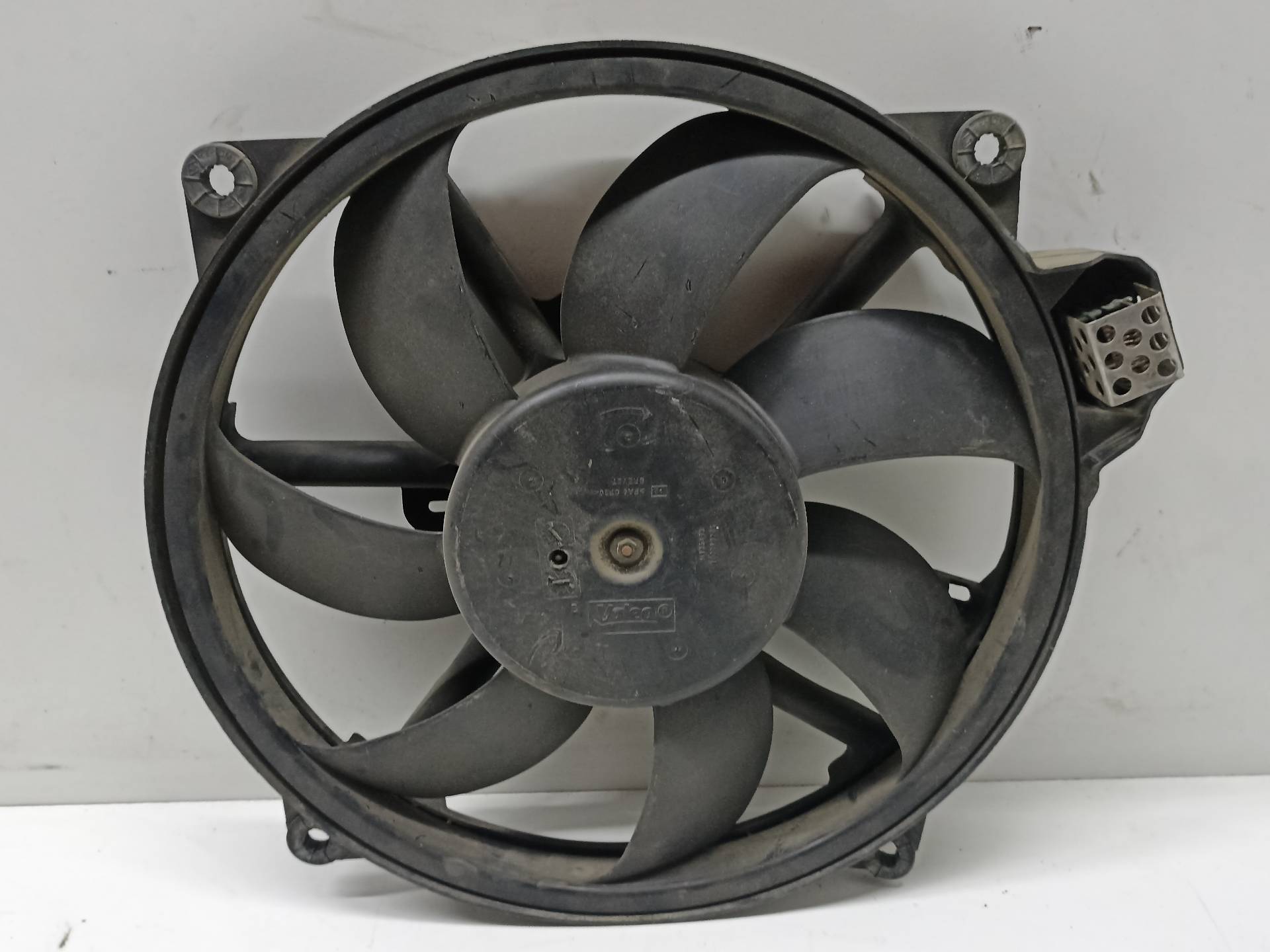 RENAULT Megane 3 generation (2008-2020) Difūzoriaus ventiliatorius 214812415R 24335942