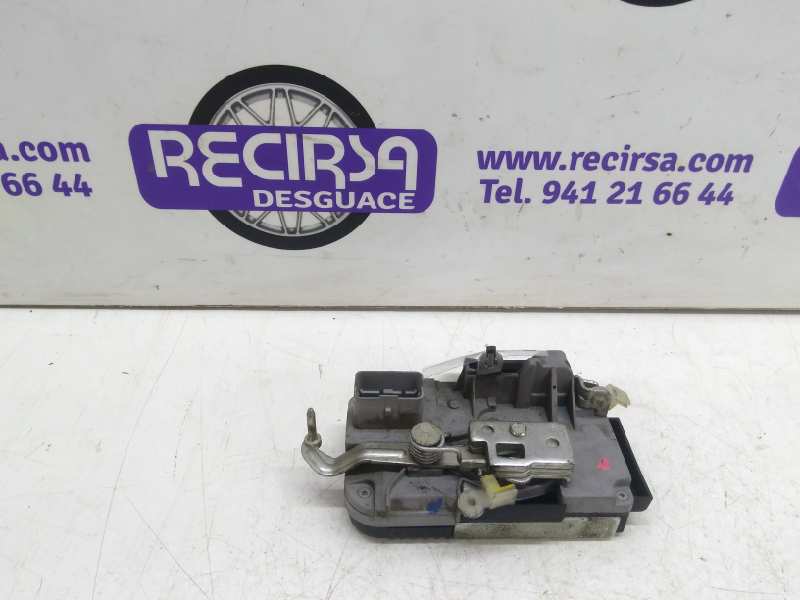 PEUGEOT 807 1 generation (2002-2012) Front Right Door Lock 265554549126,126 24312370