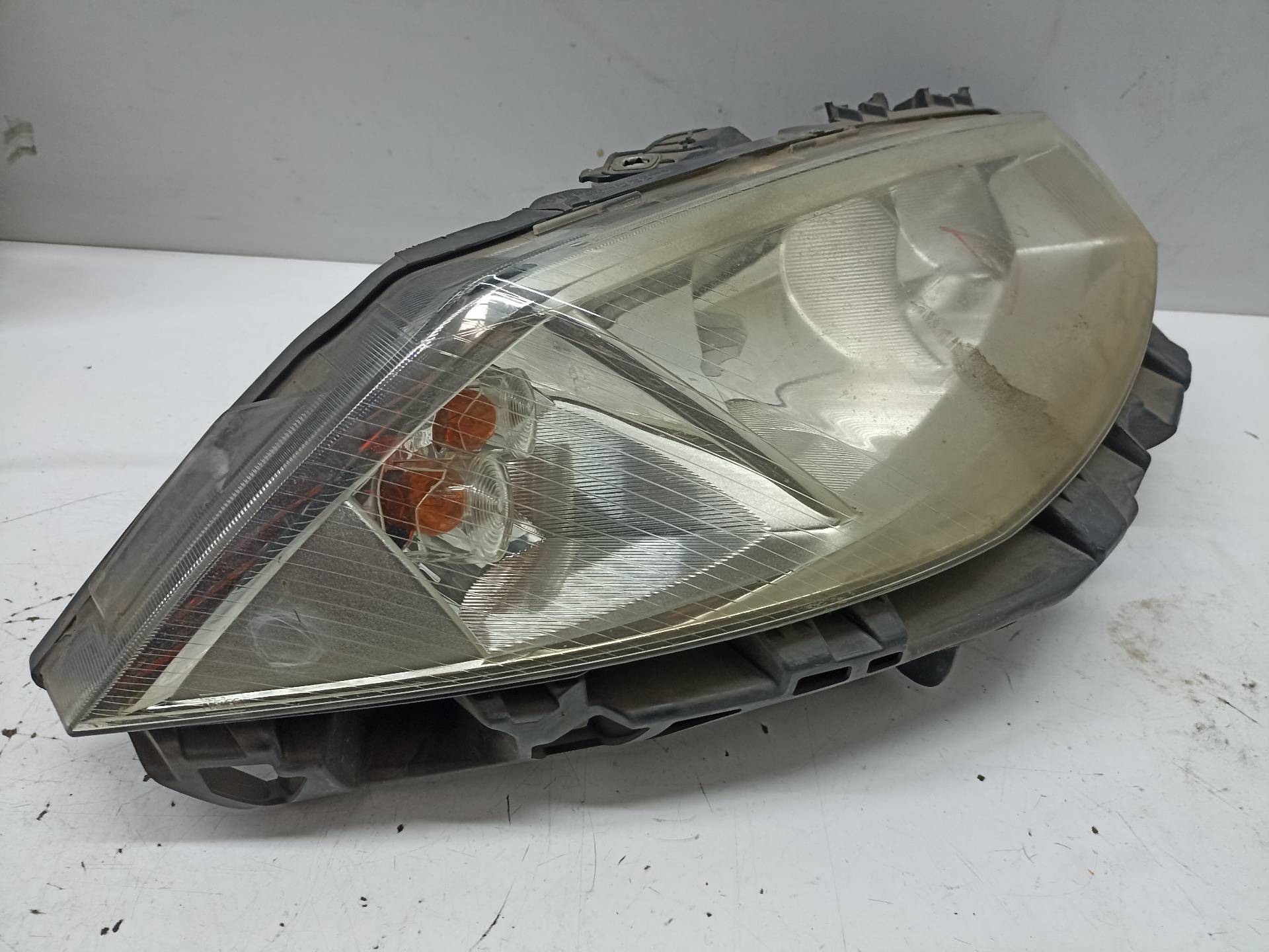 RENAULT Megane 2 generation (2002-2012) Фара передняя правая 8200073221J 24314946