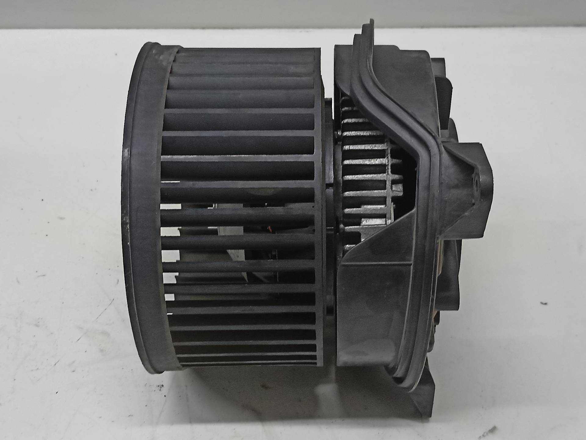 FORD Mondeo 3 generation (2000-2007) Нагревательный вентиляторный моторчик салона 1S7H18456AD, 297427230174, 174 24314218