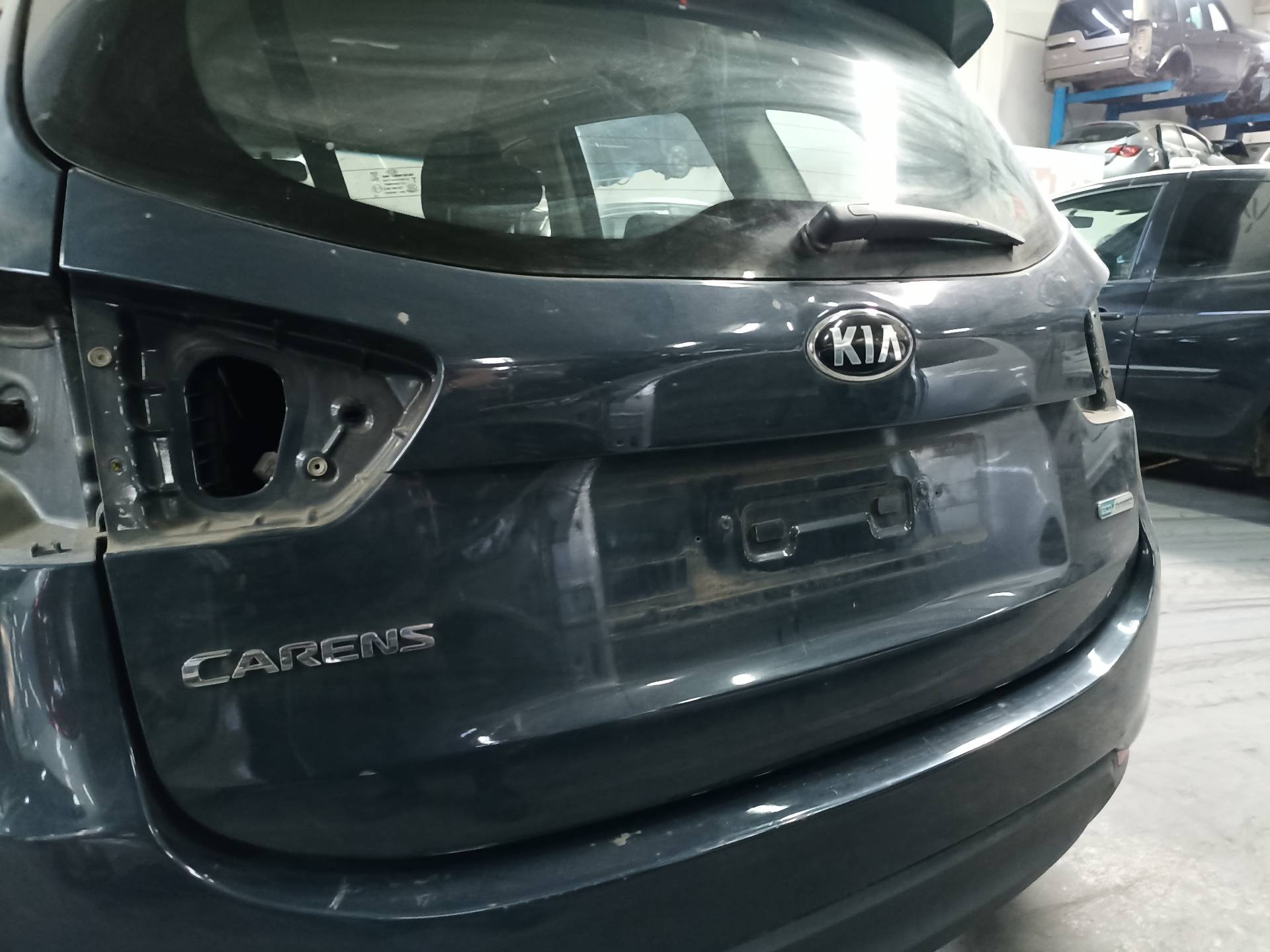 KIA Carens 3 generation (RP) (2013-2019) Крышка багажника 73700A4040 24341055