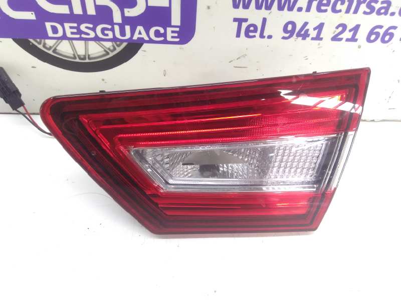 RENAULT Clio 3 generation (2005-2012) Rear Right Taillight Lamp 265505796R 24321648
