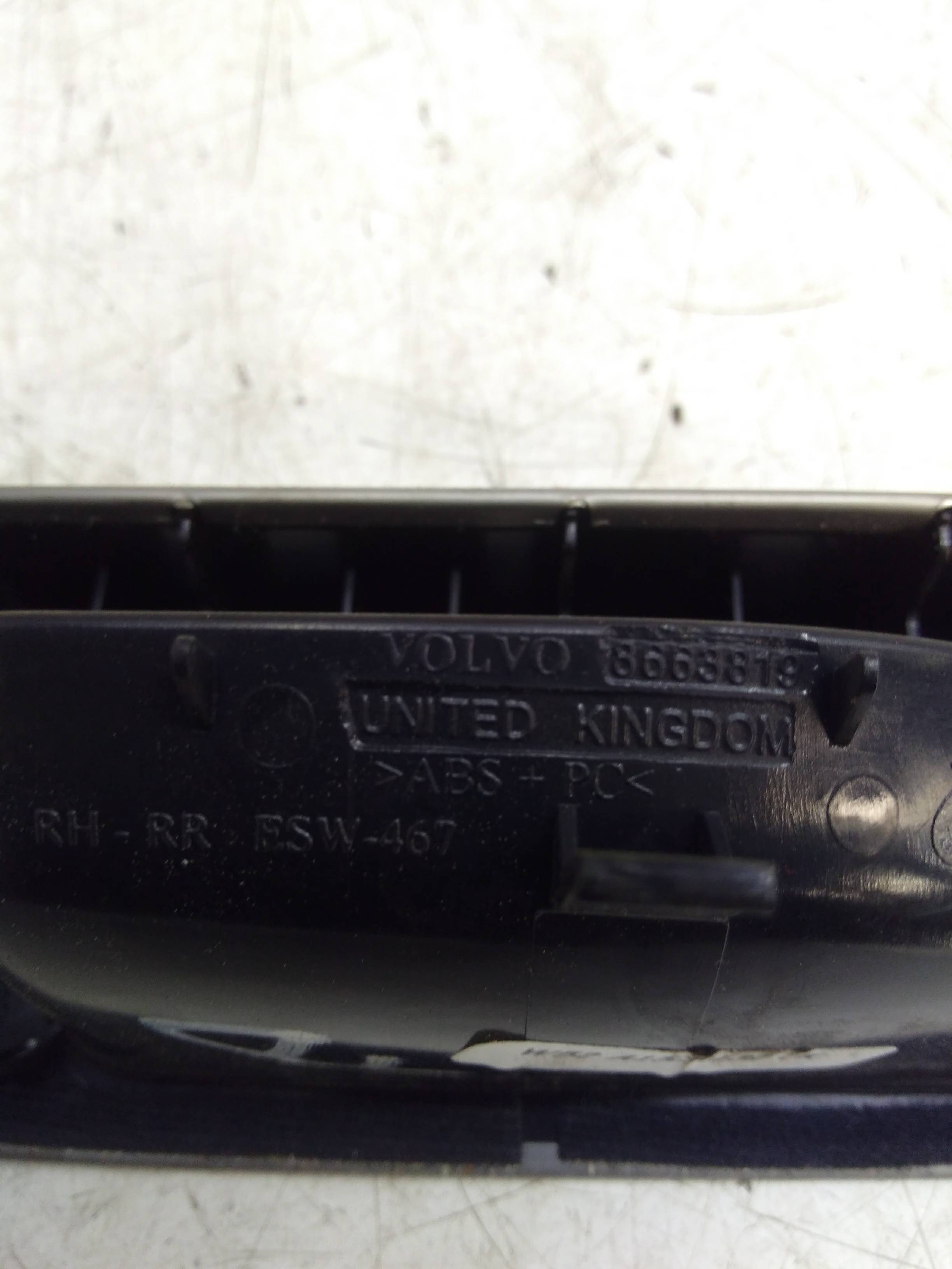 VOLVO V50 1 generation (2003-2012) Кнопка стеклоподъемника задней правой двери 30773217 24327709