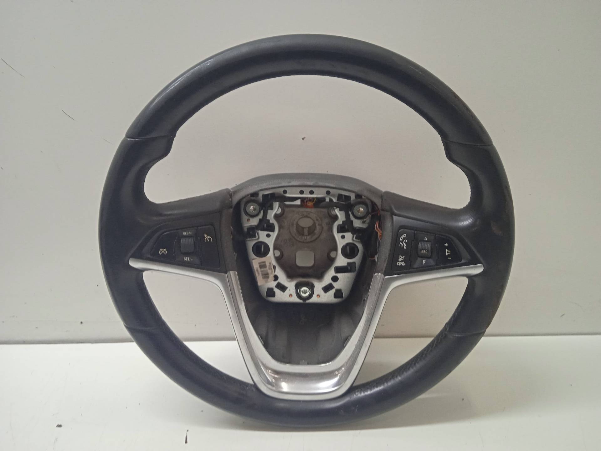 OPEL Insignia A (2008-2016) Steering Wheel 01350038 24337599