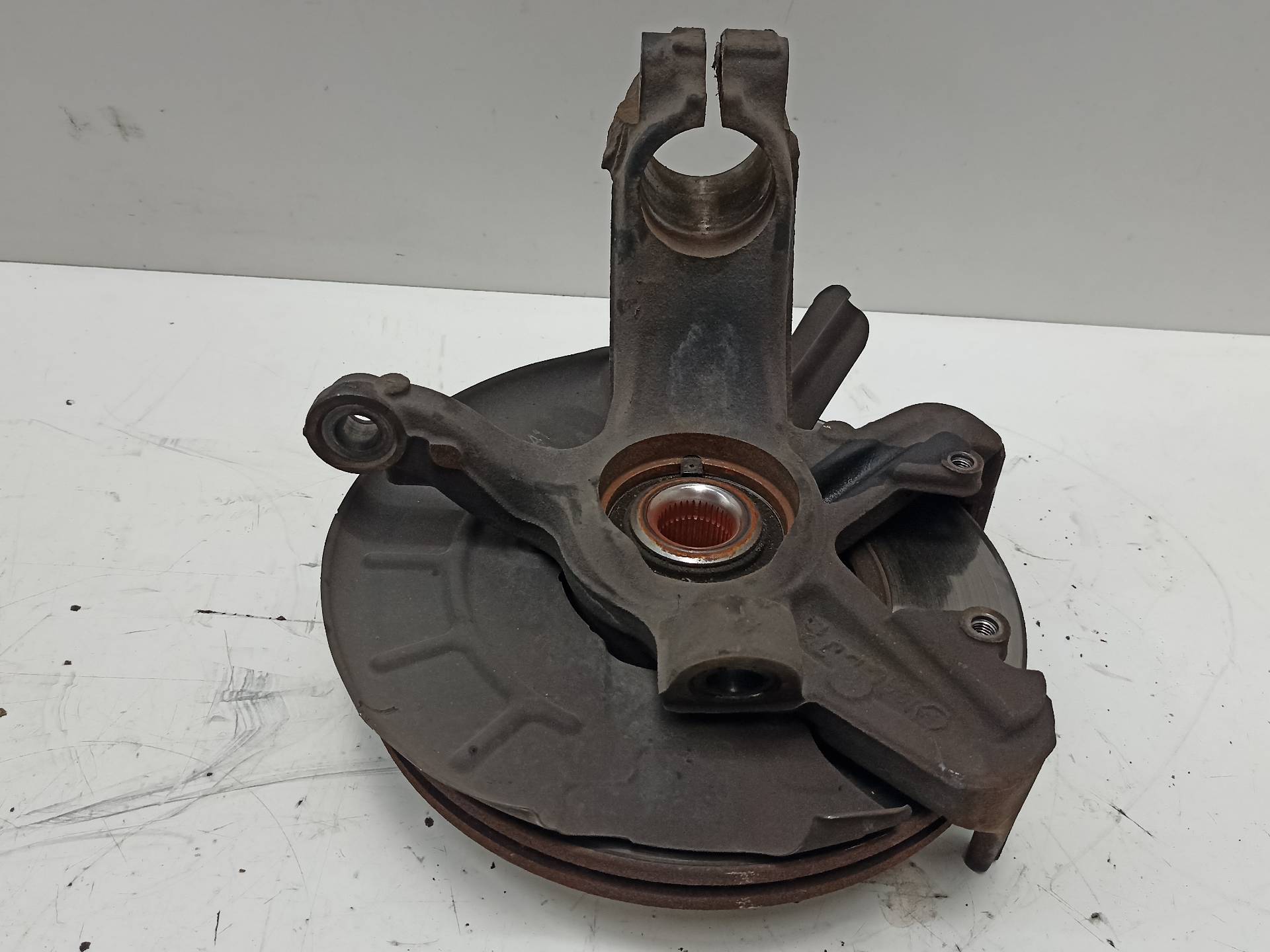 SEAT Toledo 4 generation (2012-2020) Front Left Wheel Hub 6Q0407255AC 24339102