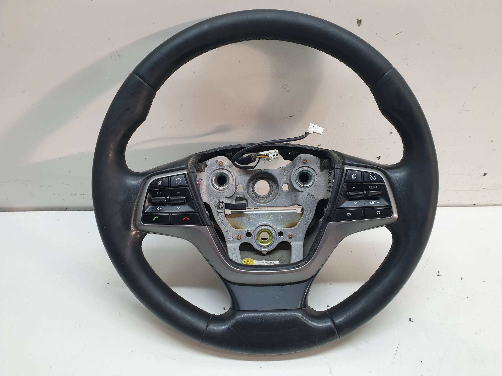 HYUNDAI Elantra MD (2010-2017) Steering Wheel 56100F2520 25568462